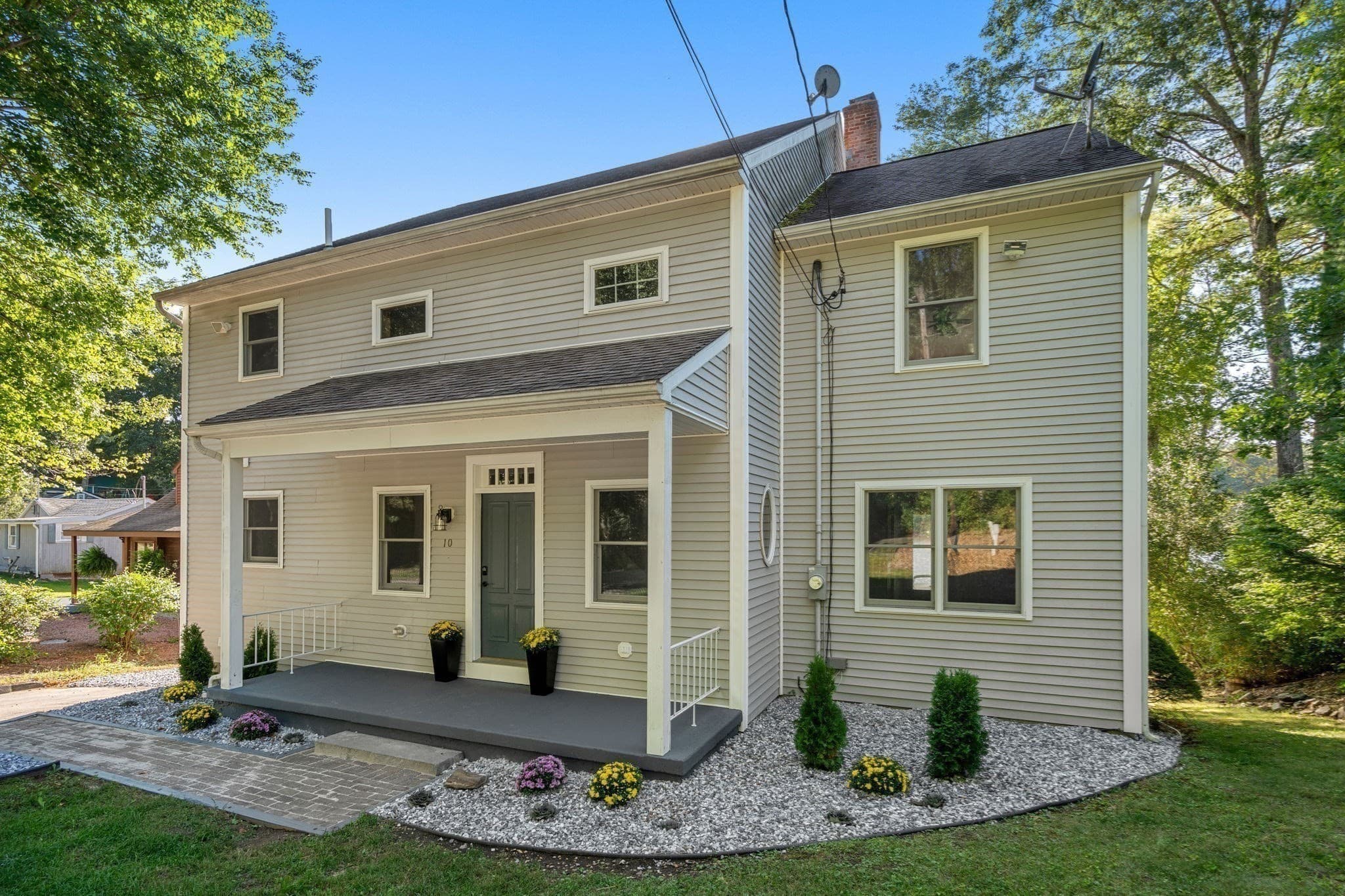 Single Family Residence at 10 Klondike Rd, Dudley MA 01571, Dudley, photo 6 of 40