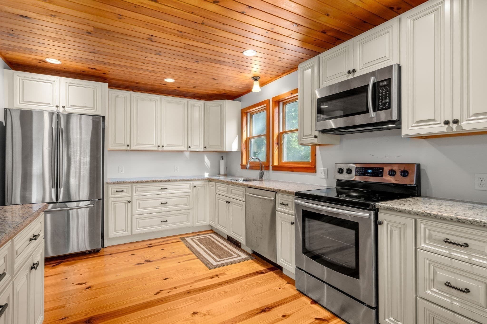 Single Family Residence at 10 Klondike Rd, Dudley MA 01571, Dudley, photo 16 of 40