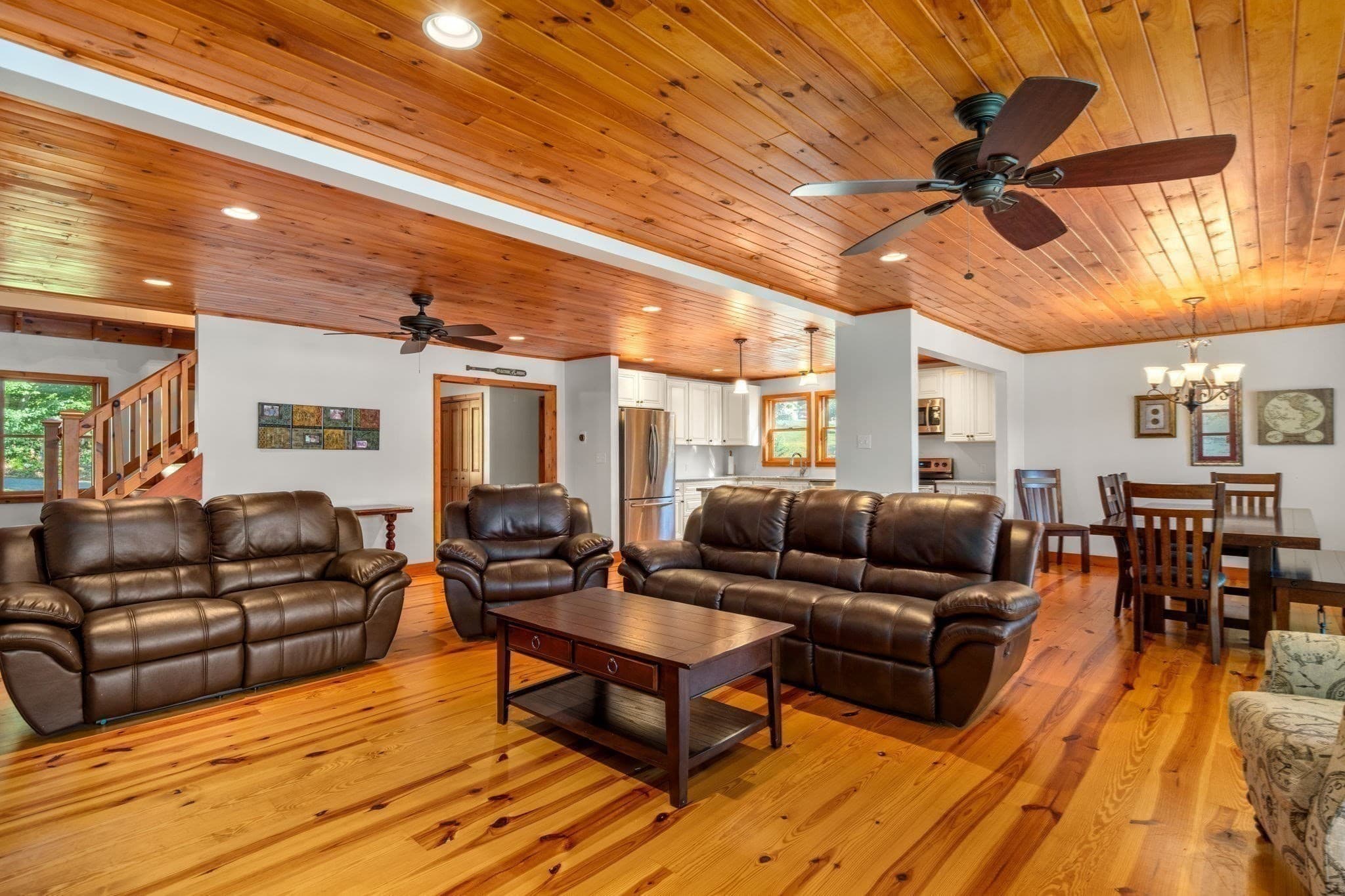Single Family Residence at 10 Klondike Rd, Dudley MA 01571, Dudley, photo 12 of 40