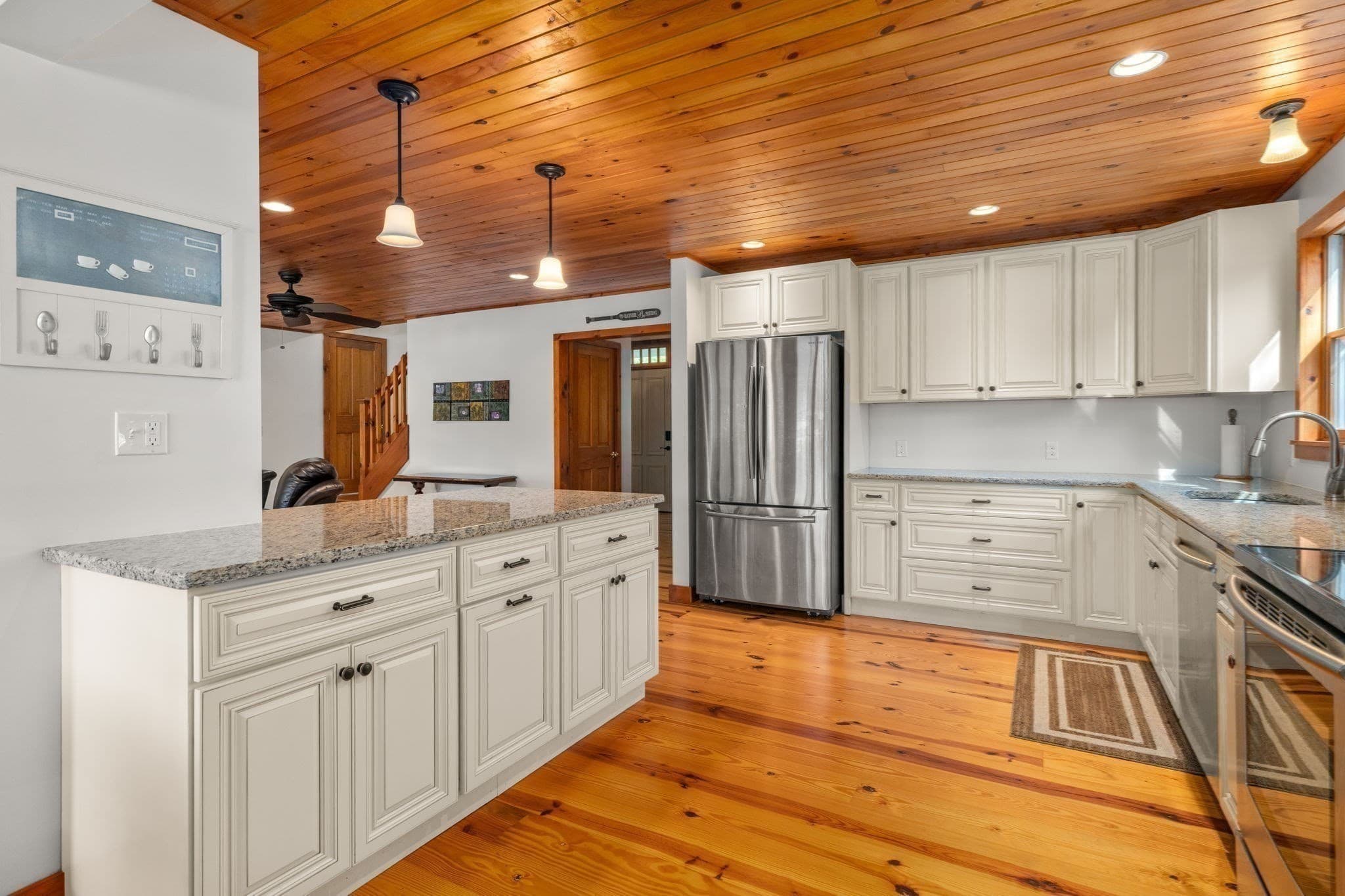 Single Family Residence at 10 Klondike Rd, Dudley MA 01571, Dudley, photo 18 of 40