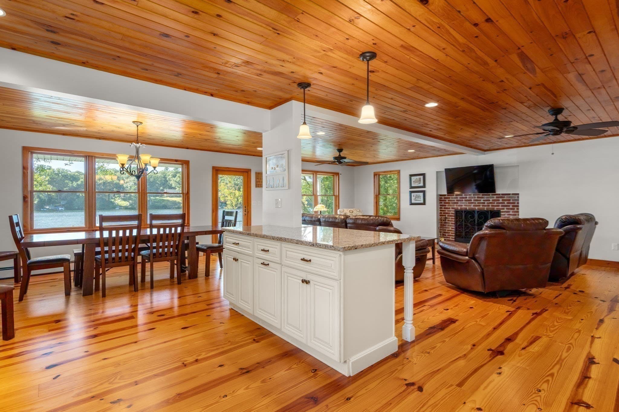 Single Family Residence at 10 Klondike Rd, Dudley MA 01571, Dudley, photo 15 of 40