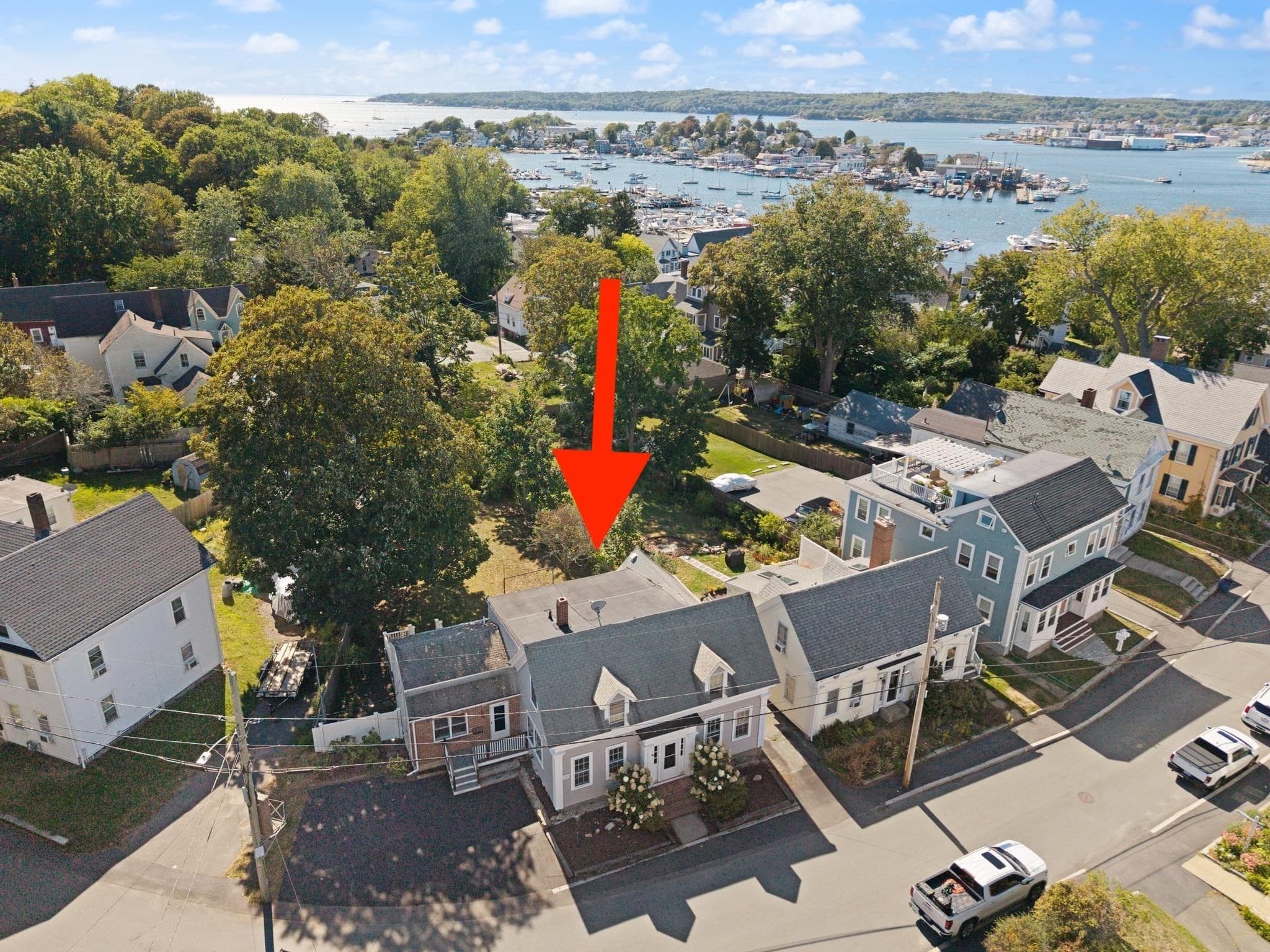 Single Family Residence at 19 Highland St, Gloucester MA 01930, Gloucester, photo 2 of 40