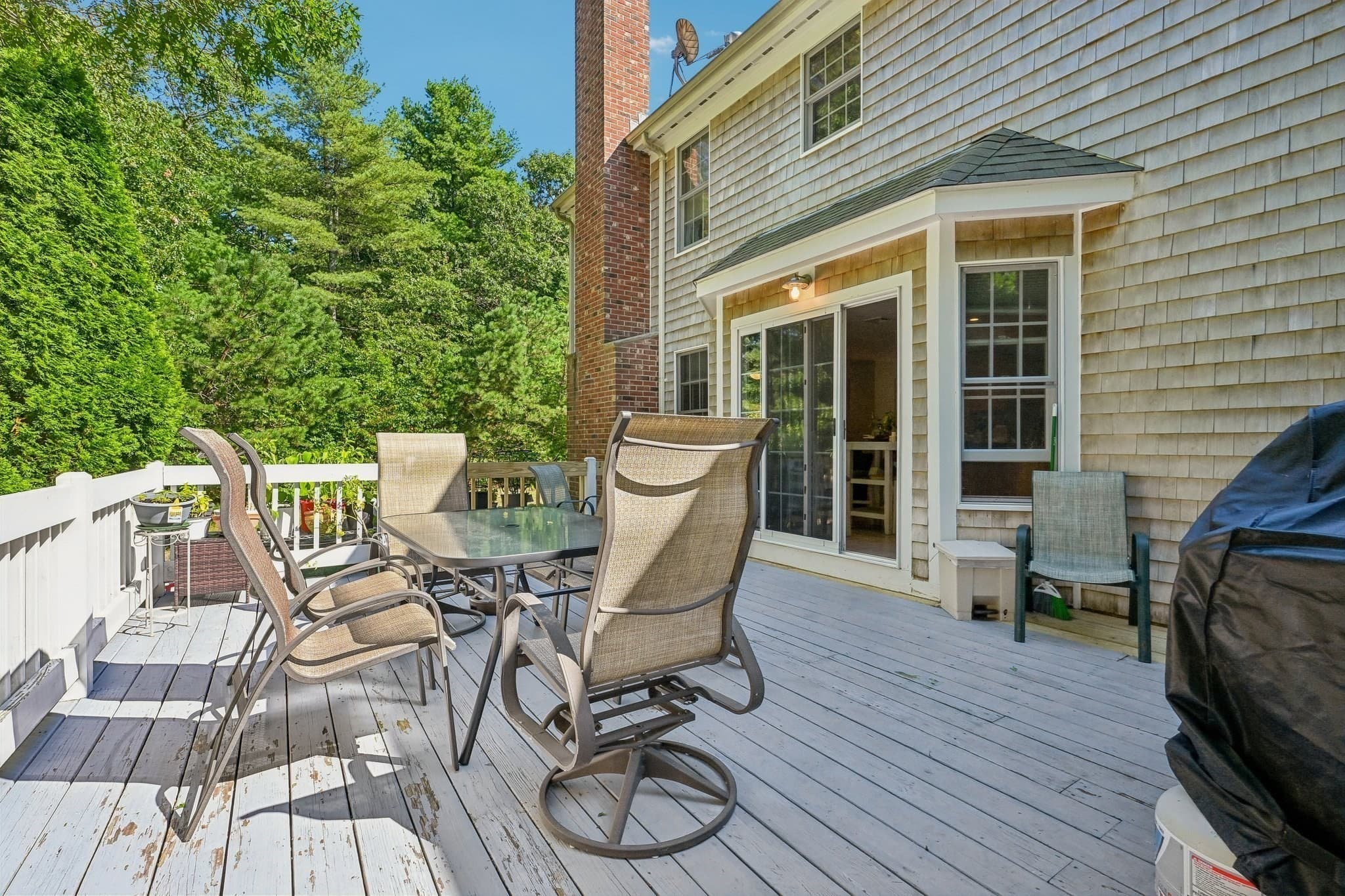 Single Family Residence at 8 Tiffany Rd, Bourne MA 02532, Bourne, photo 33 of 42