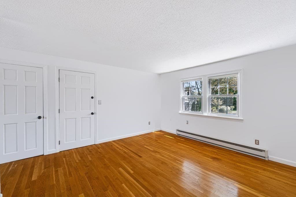 Condominium at 20 Beacon Ave # 3, Newburyport MA 01950, Newburyport, photo 6 of 26