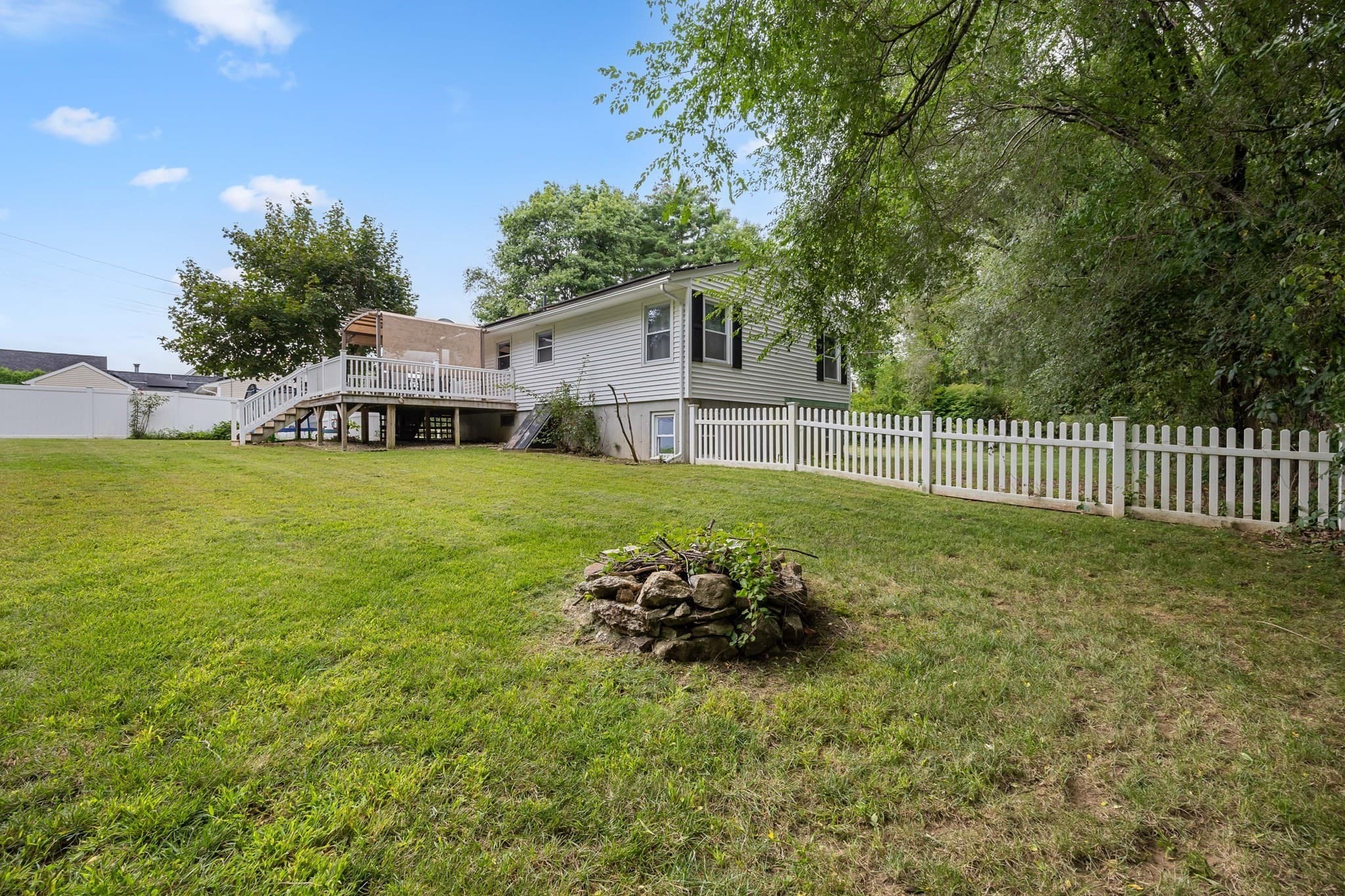 Single Family Residence at 78 Ellis Rd, Southbridge MA 01550, Southbridge, photo 28 of 33
