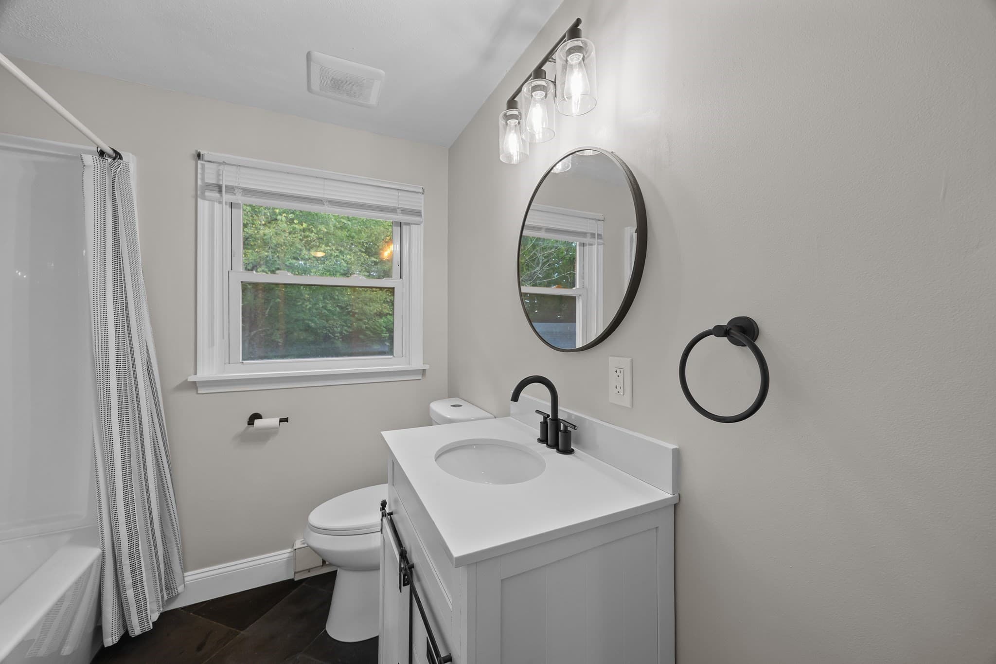 Single Family Residence at 78 Ellis Rd, Southbridge MA 01550, Southbridge, photo 11 of 33