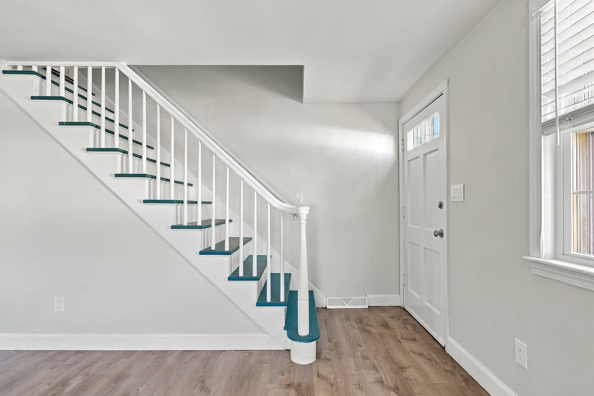 Single Family Residence at 240 Irvington, New Bedford MA 02745, New Bedford, photo 14 of 19