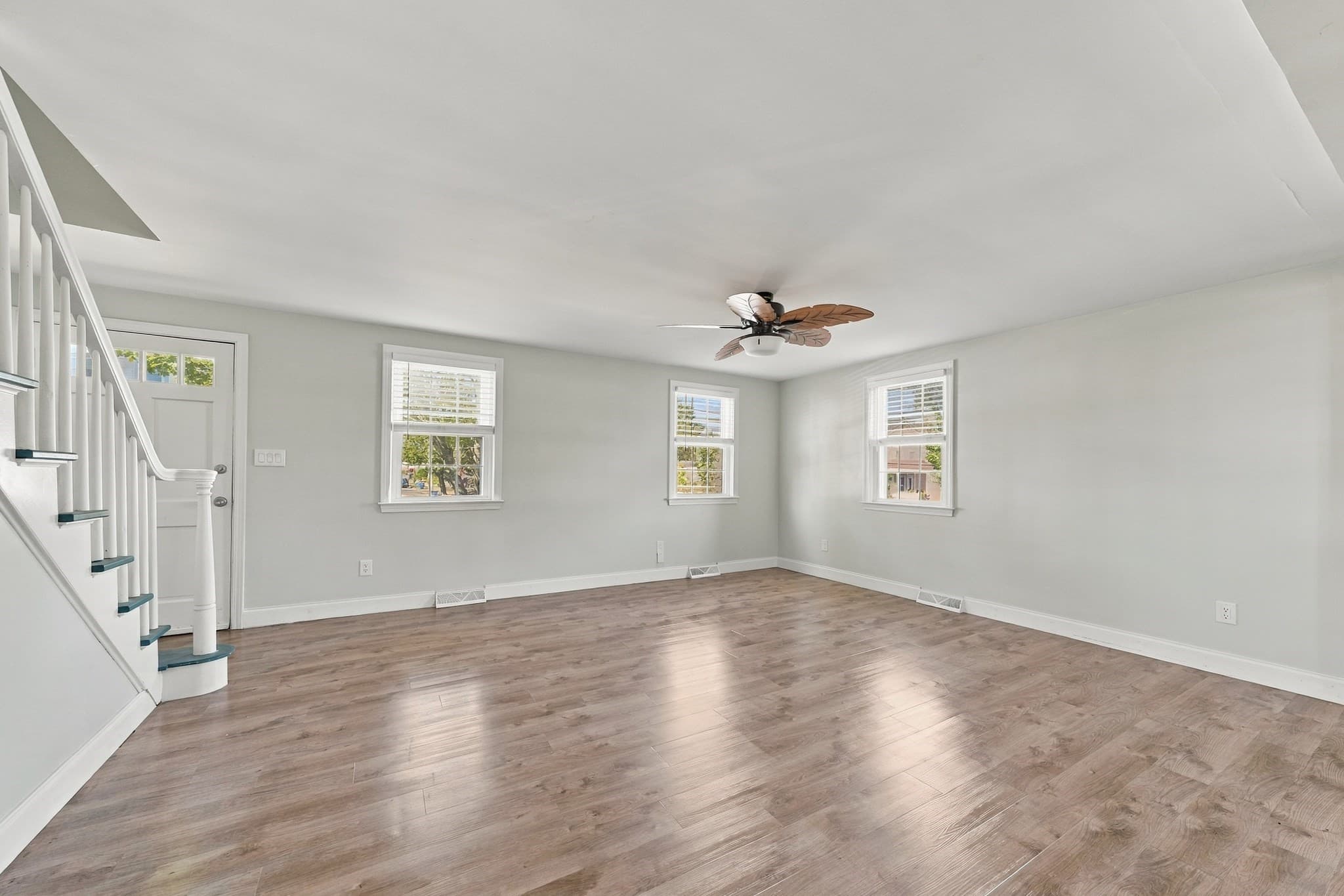 Single Family Residence at 240 Irvington, New Bedford MA 02745, New Bedford, photo 8 of 19