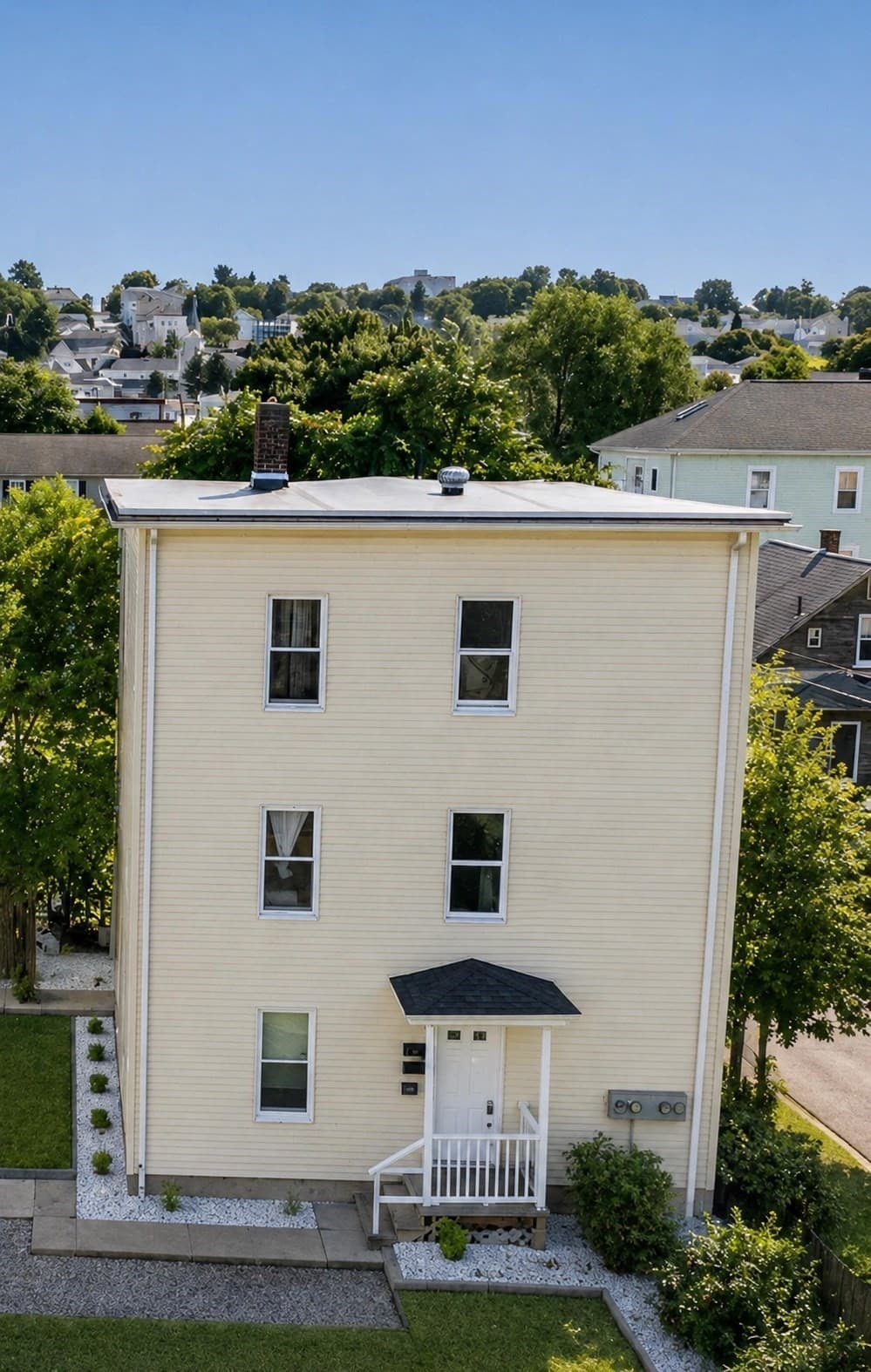 3 Family at 49-1/2 Ellsworth St, Worcester MA 01610, Worcester, photo 17 of 19
