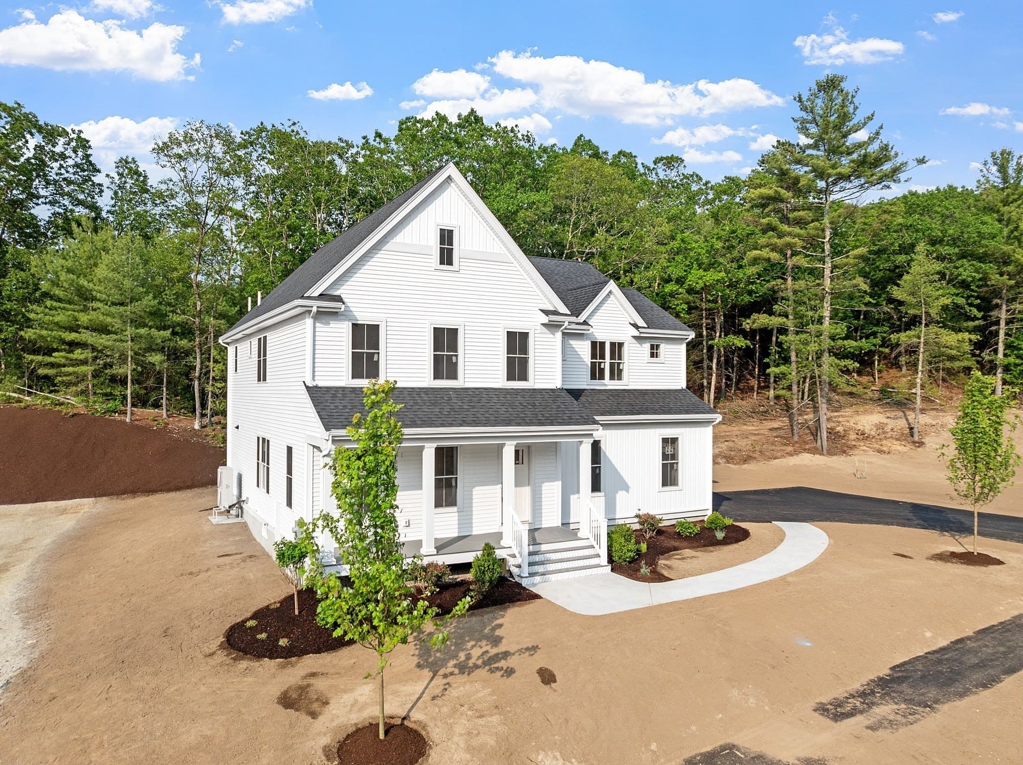 Single Family Residence at 18 Waites Crossing, Norfolk MA 02056, Norfolk, photo 2 of 33