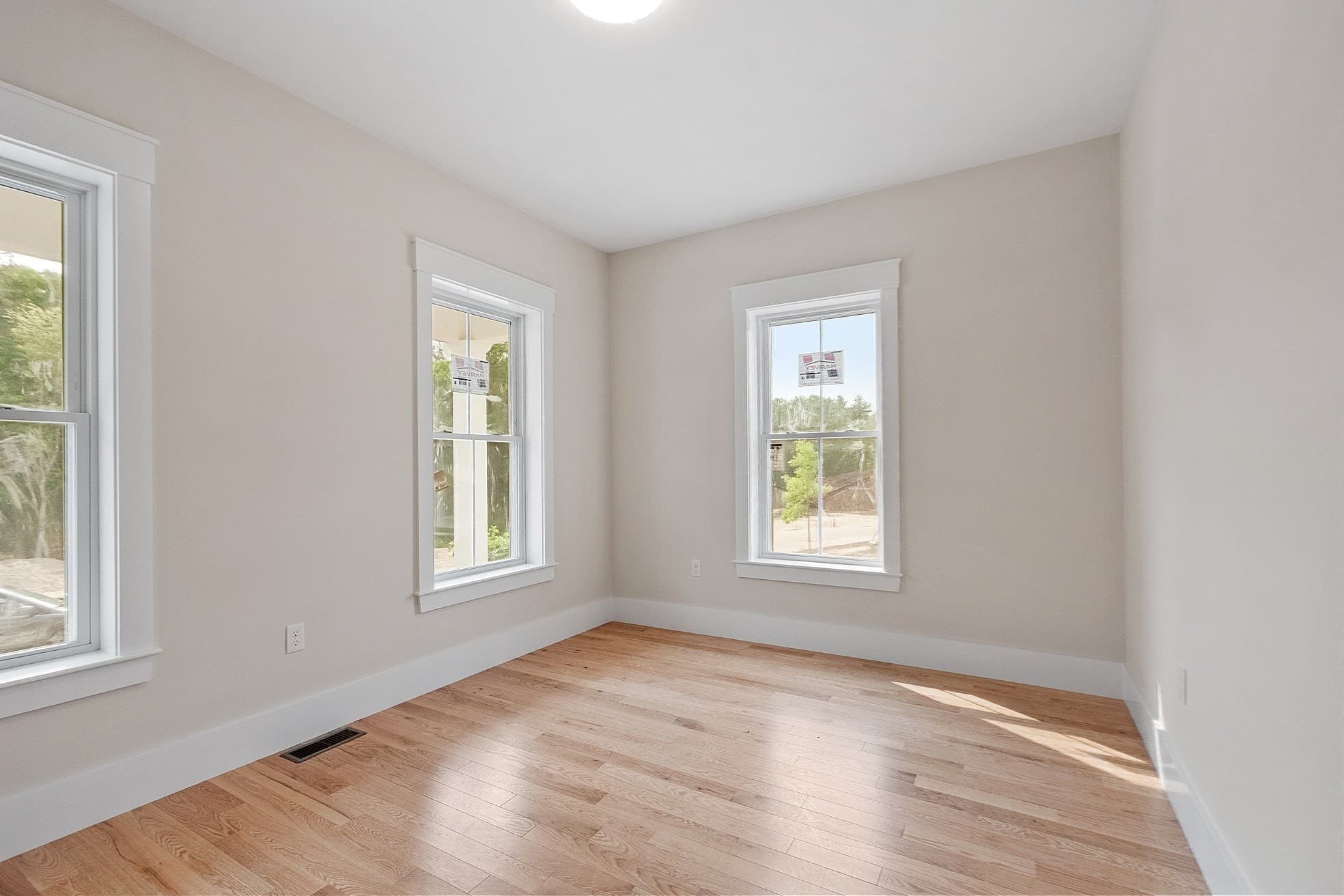 Single Family Residence at 18 Waites Crossing, Norfolk MA 02056, Norfolk, photo 13 of 33