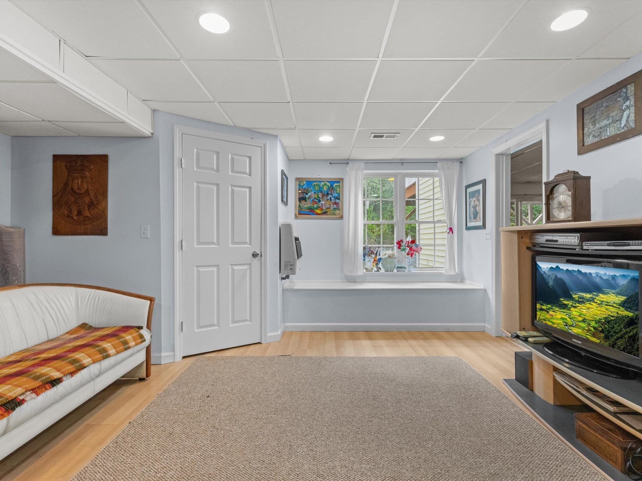 Condominium at 29 Coldspring Dr # B, Sutton MA 01590, Sutton, photo 32 of 42