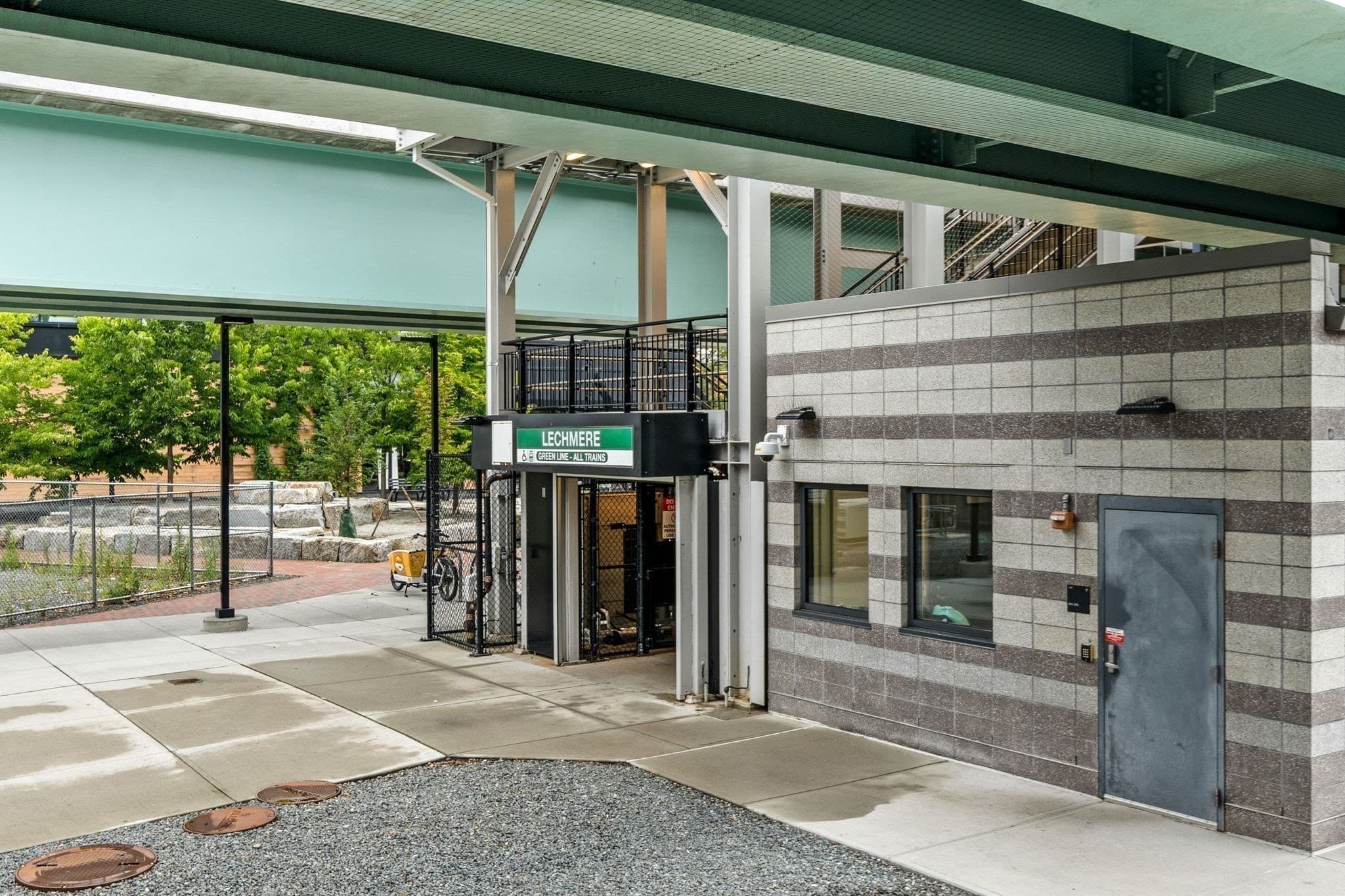 Condominium at 169 Monsignor O'brien Hwy # 305, Cambridge MA 02141, Cambridge, photo 37 of 40