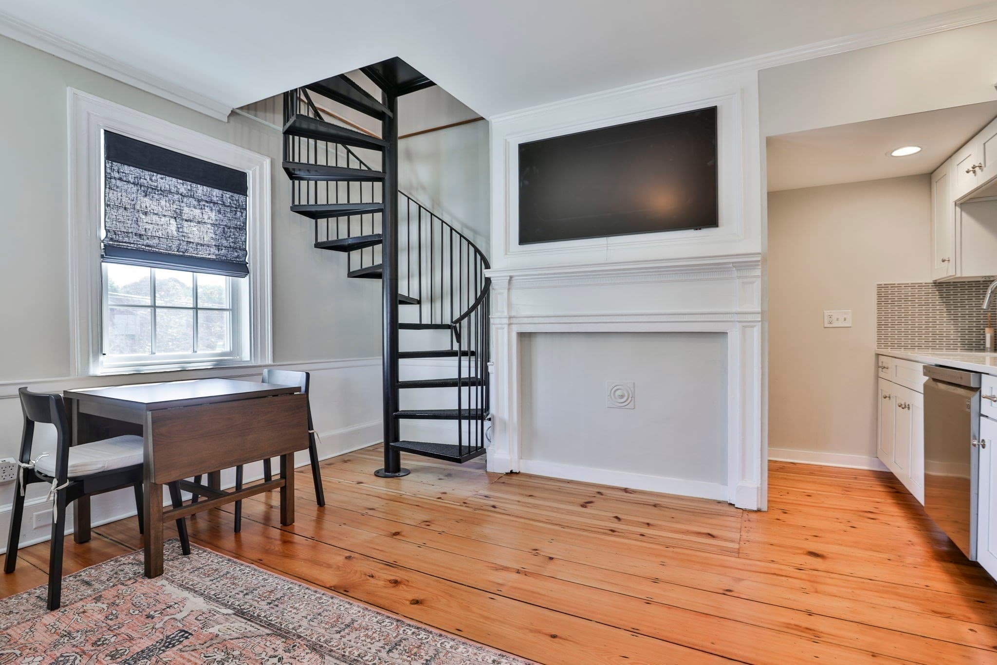Condominium at 2 Court Street # 3, Newburyport MA 01950, Newburyport, photo 7 of 23