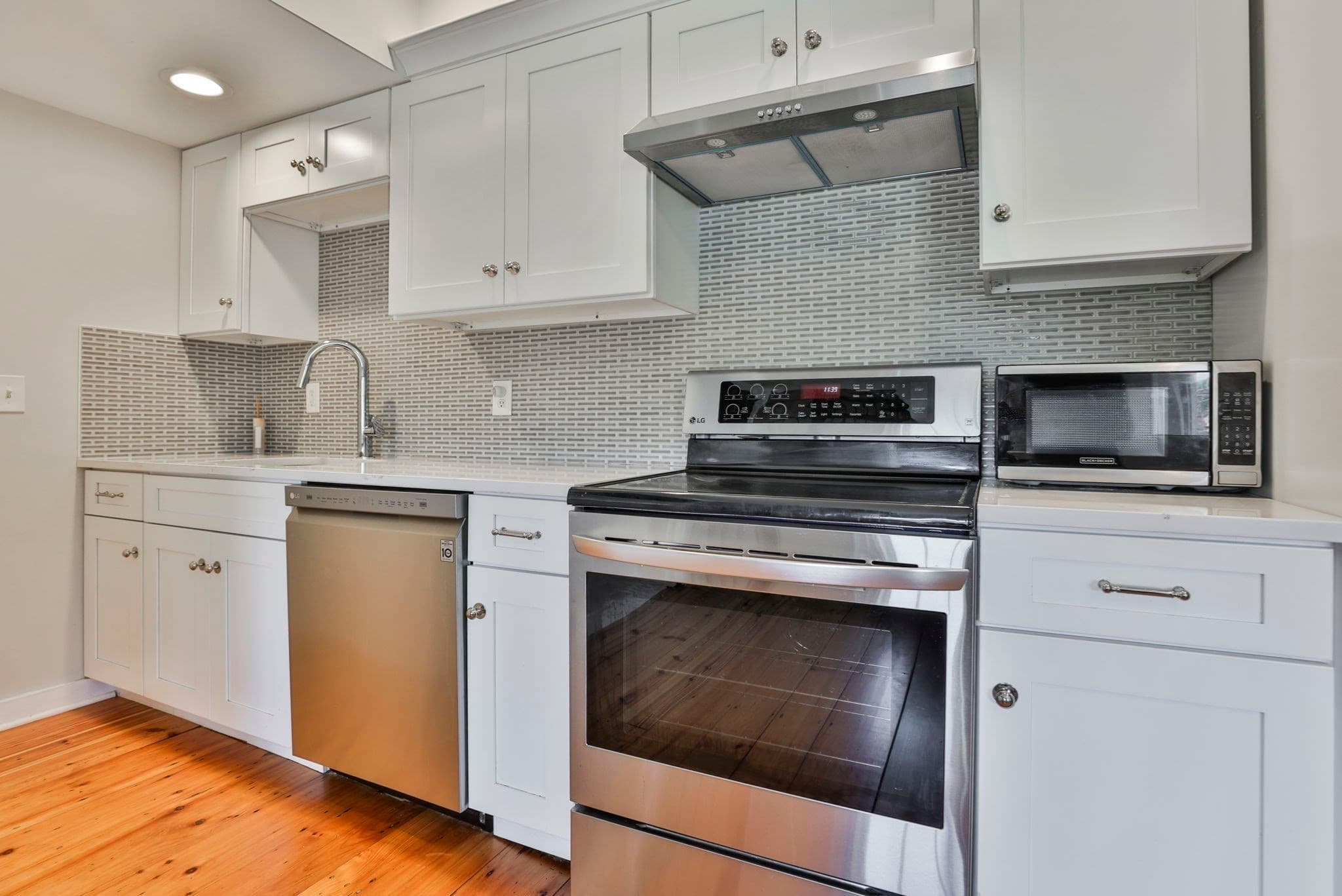 Condominium at 2 Court Street # 3, Newburyport MA 01950, Newburyport, photo 9 of 23