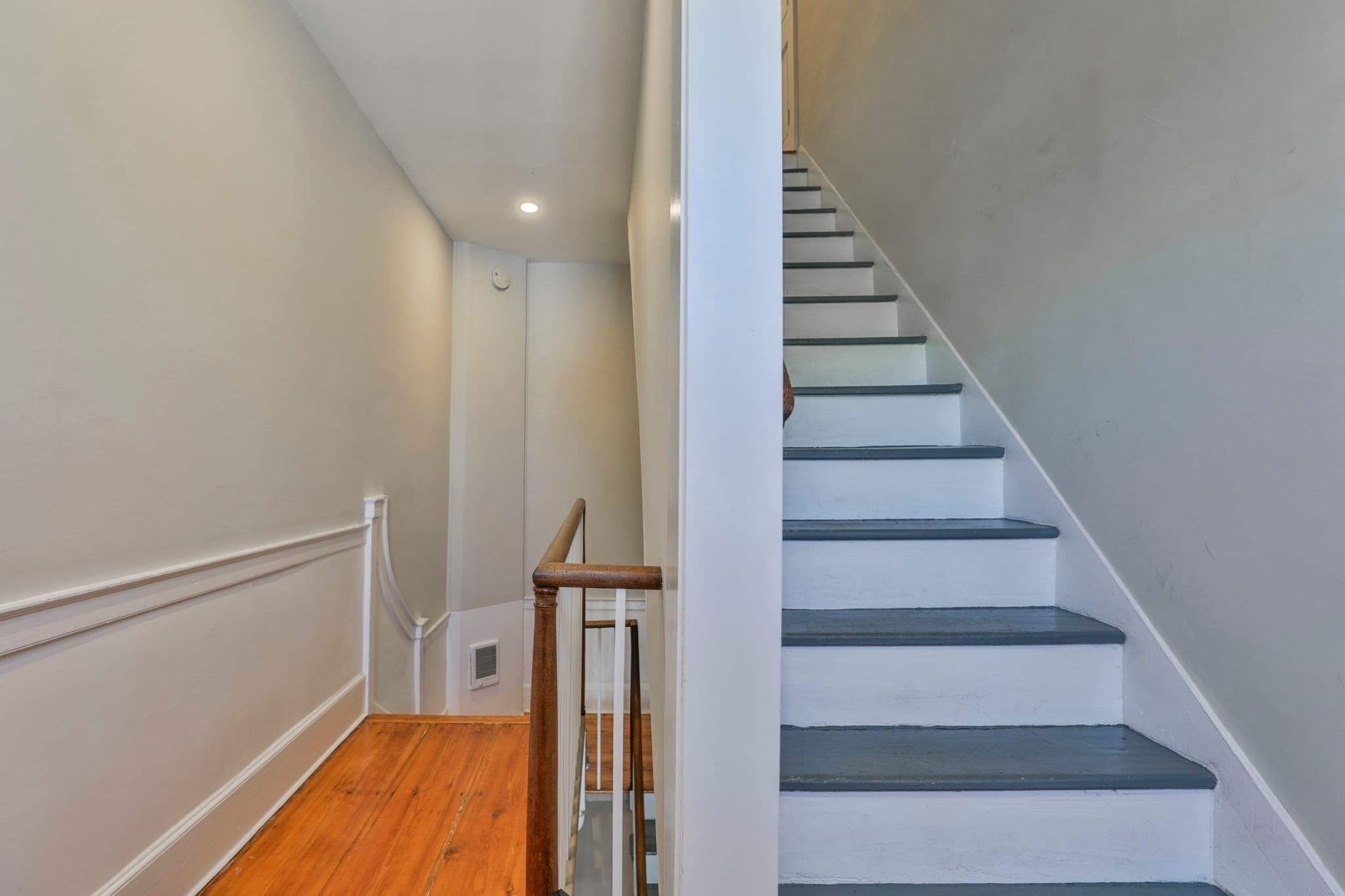 Condominium at 2 Court Street # 3, Newburyport MA 01950, Newburyport, photo 21 of 23
