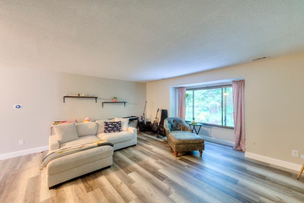 Condominium at 16 Thayer Pond Dr # 16, Oxford MA 01537, Oxford, photo 16 of 25