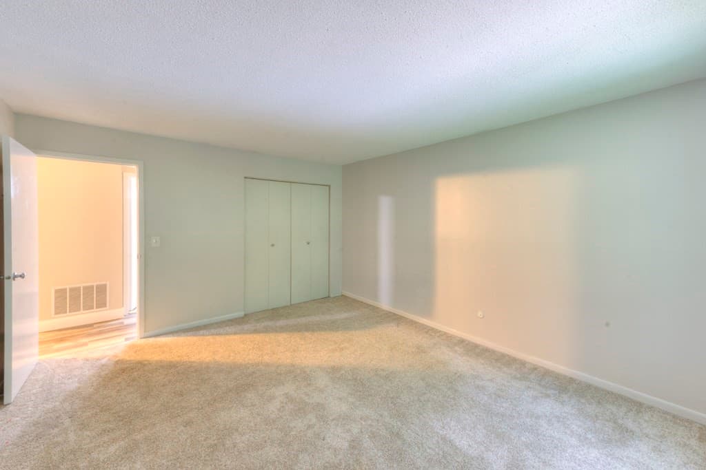 Condominium at 16 Thayer Pond Dr # 16, Oxford MA 01537, Oxford, photo 14 of 25