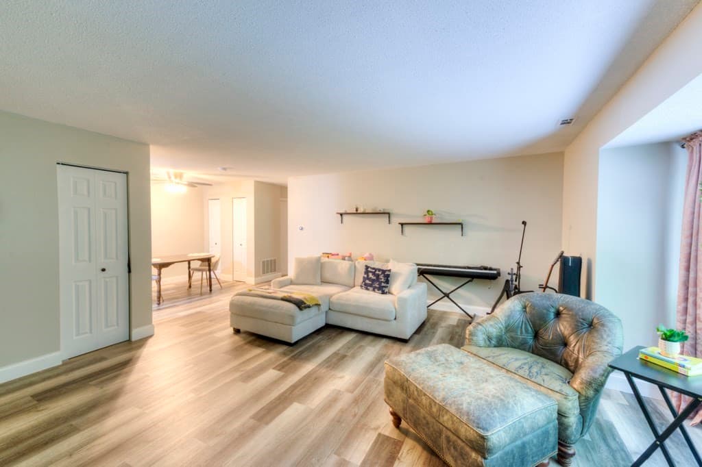 Condominium at 16 Thayer Pond Dr # 16, Oxford MA 01537, Oxford, photo 18 of 25
