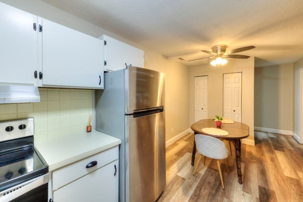 Condominium at 16 Thayer Pond Dr # 16, Oxford MA 01537, Oxford, photo 8 of 25
