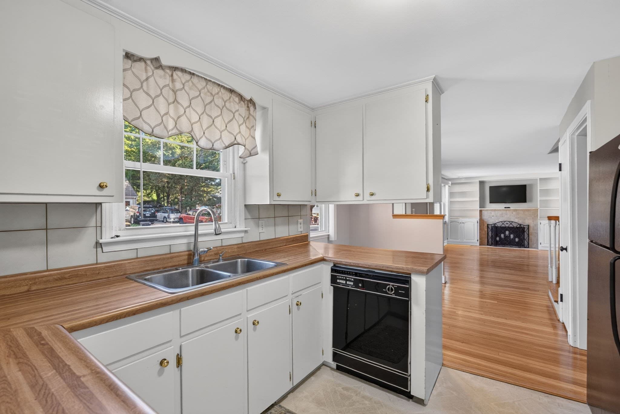 Single Family Residence at 63 Burton Terrace, Weymouth MA 02190, Weymouth, photo 13 of 42