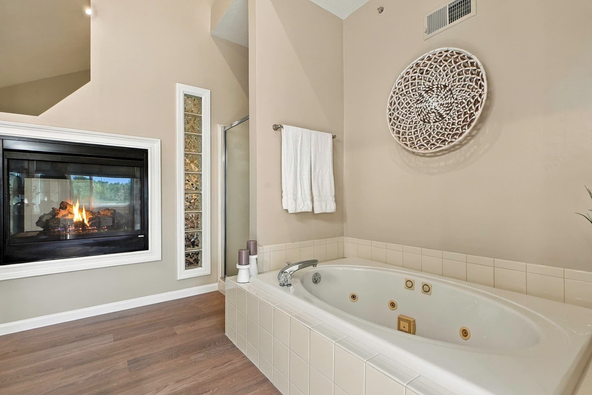 Condominium at 1802 Old Bridge Ln # 1802, Bellingham MA 02019, Bellingham, photo 31 of 40