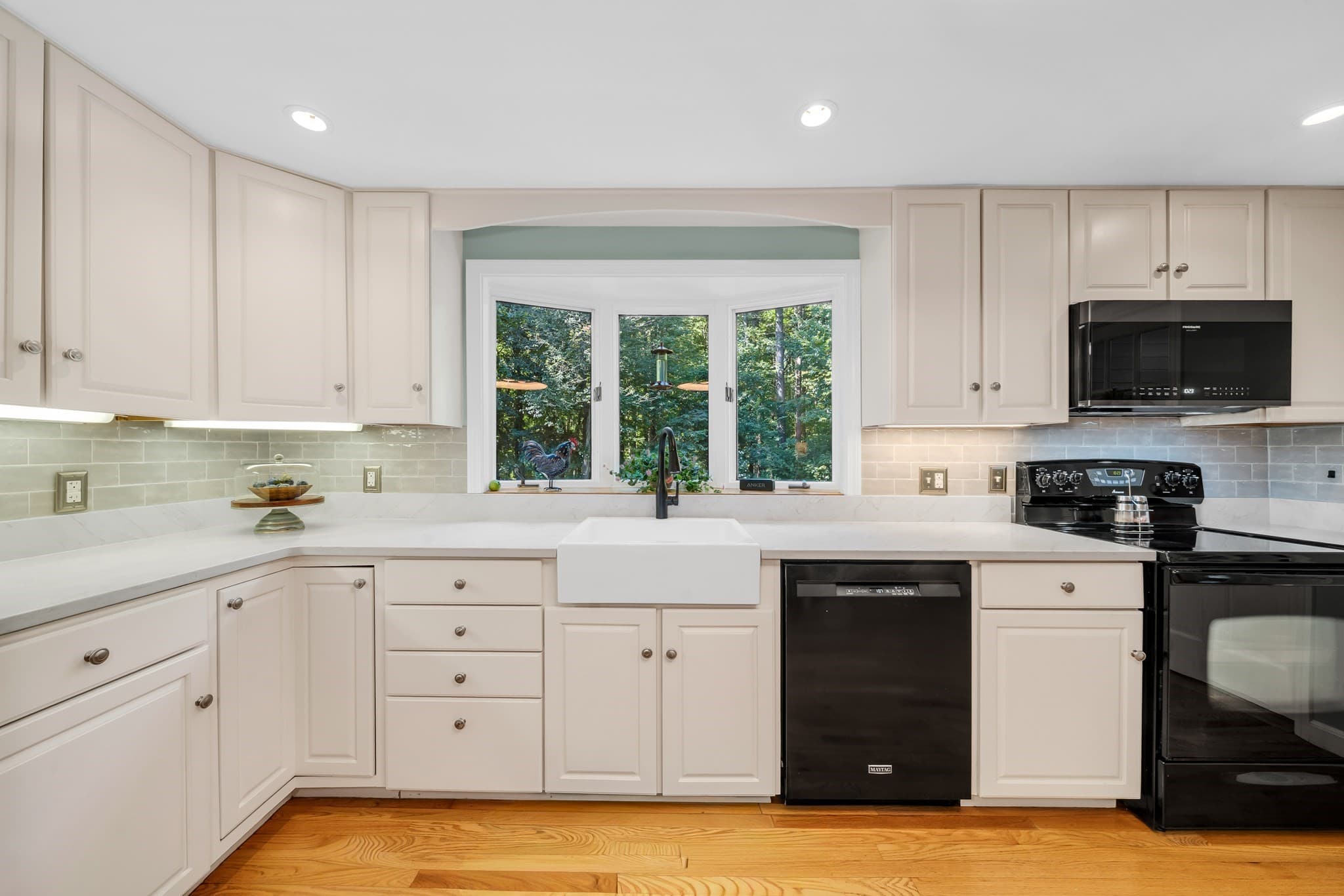 Single Family Residence at 6 W Parish Dr, Andover MA 01810, Andover, photo 13 of 41