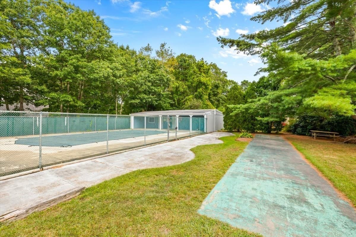Condominium at 21 Surrey Ln # 21, Bourne MA 02532, Bourne, photo 27 of 30
