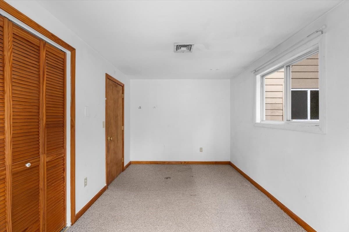 Condominium at 21 Surrey Ln # 21, Bourne MA 02532, Bourne, photo 13 of 30