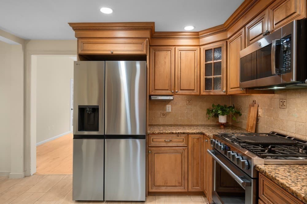 Single Family Residence at 36 Grove Street, Reading MA 01867, Reading, photo 12 of 38