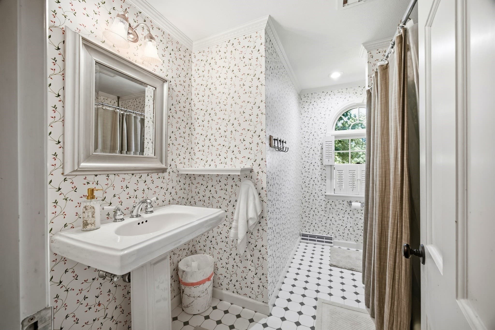 Single Family Residence at 64 Cambridge Cir, Longmeadow MA 01106, Longmeadow, photo 33 of 42