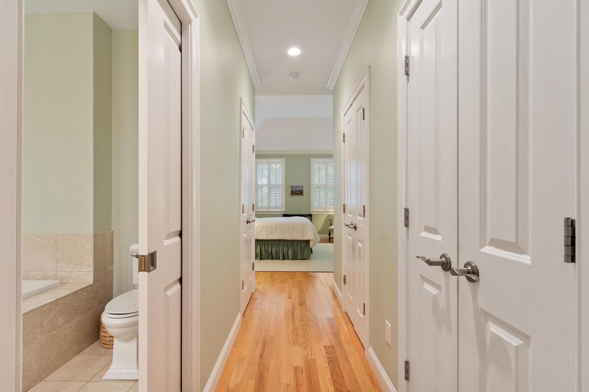 Condominium at 6 Candleberry Lane # 27, Belmont MA 02478, Belmont, photo 15 of 28