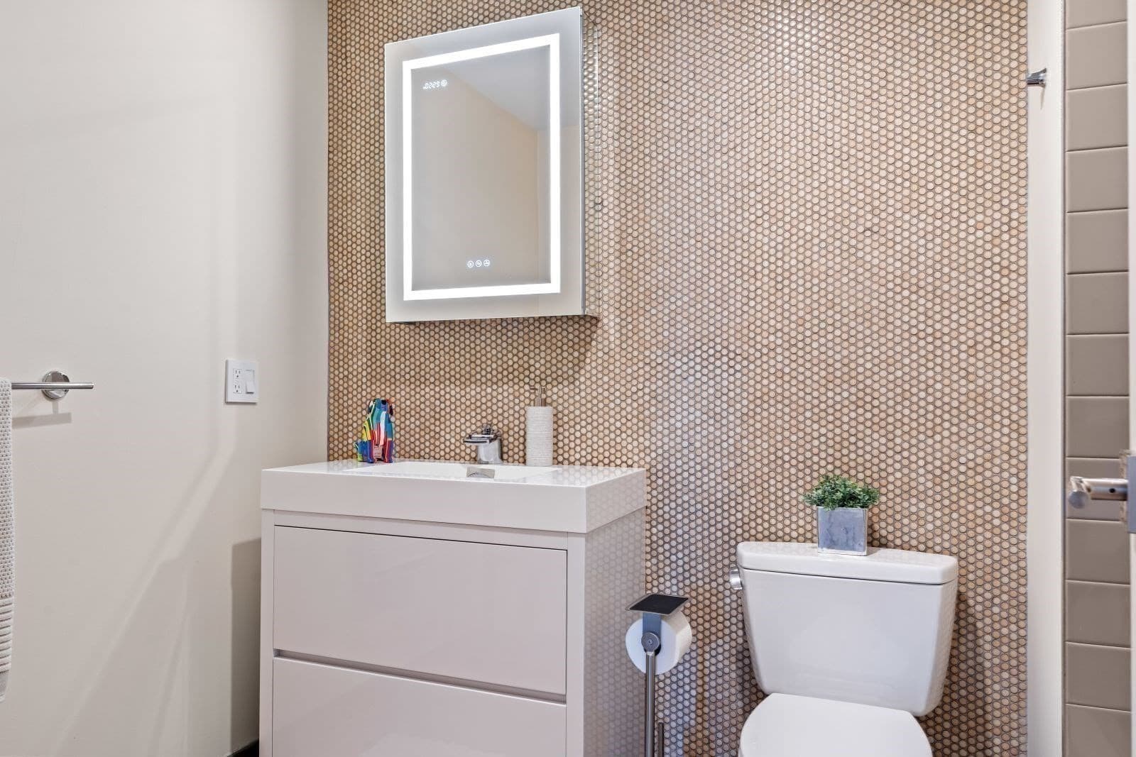 Condominium at 150 Dorchester Ave # 604, Boston MA 02127, Boston, photo 23 of 27