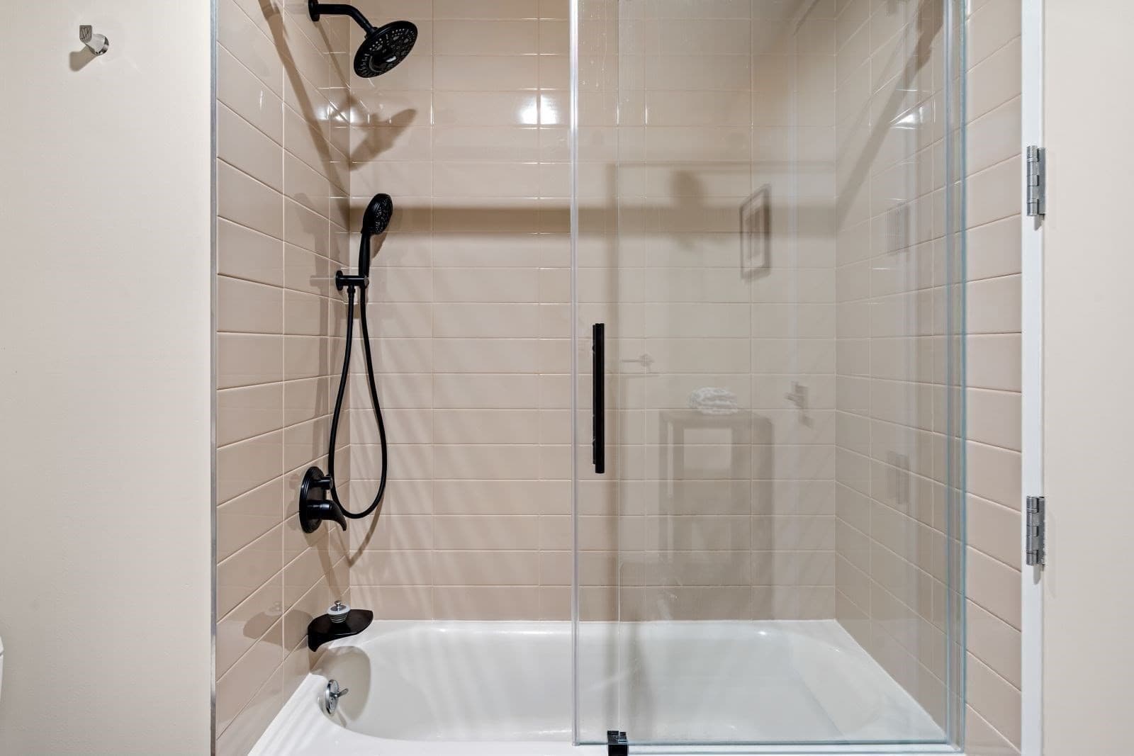 Condominium at 150 Dorchester Ave # 604, Boston MA 02127, Boston, photo 24 of 27