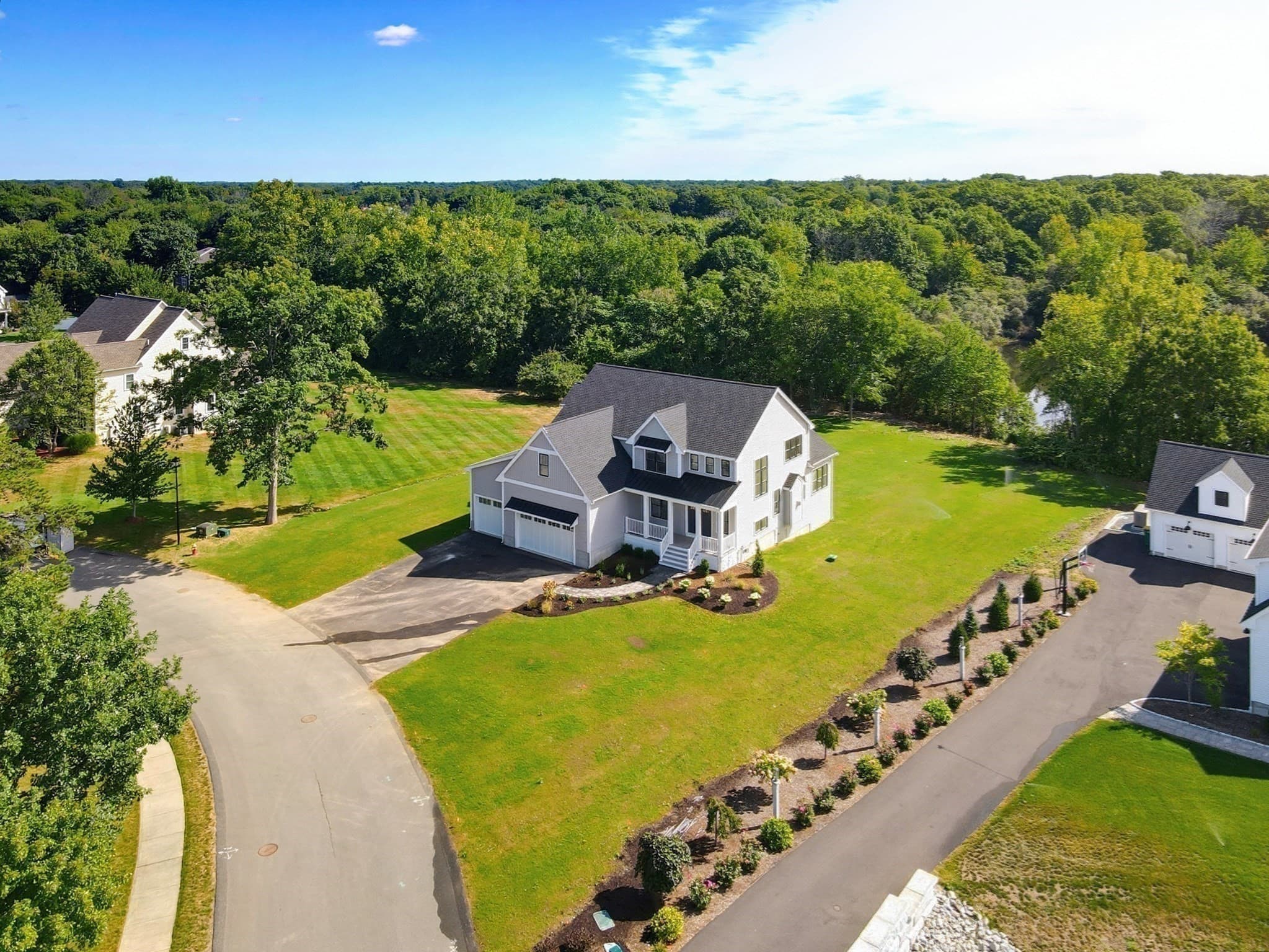 Single Family Residence at 4 Julia Lane, Mansfield MA 02048, Mansfield, photo 8 of 25