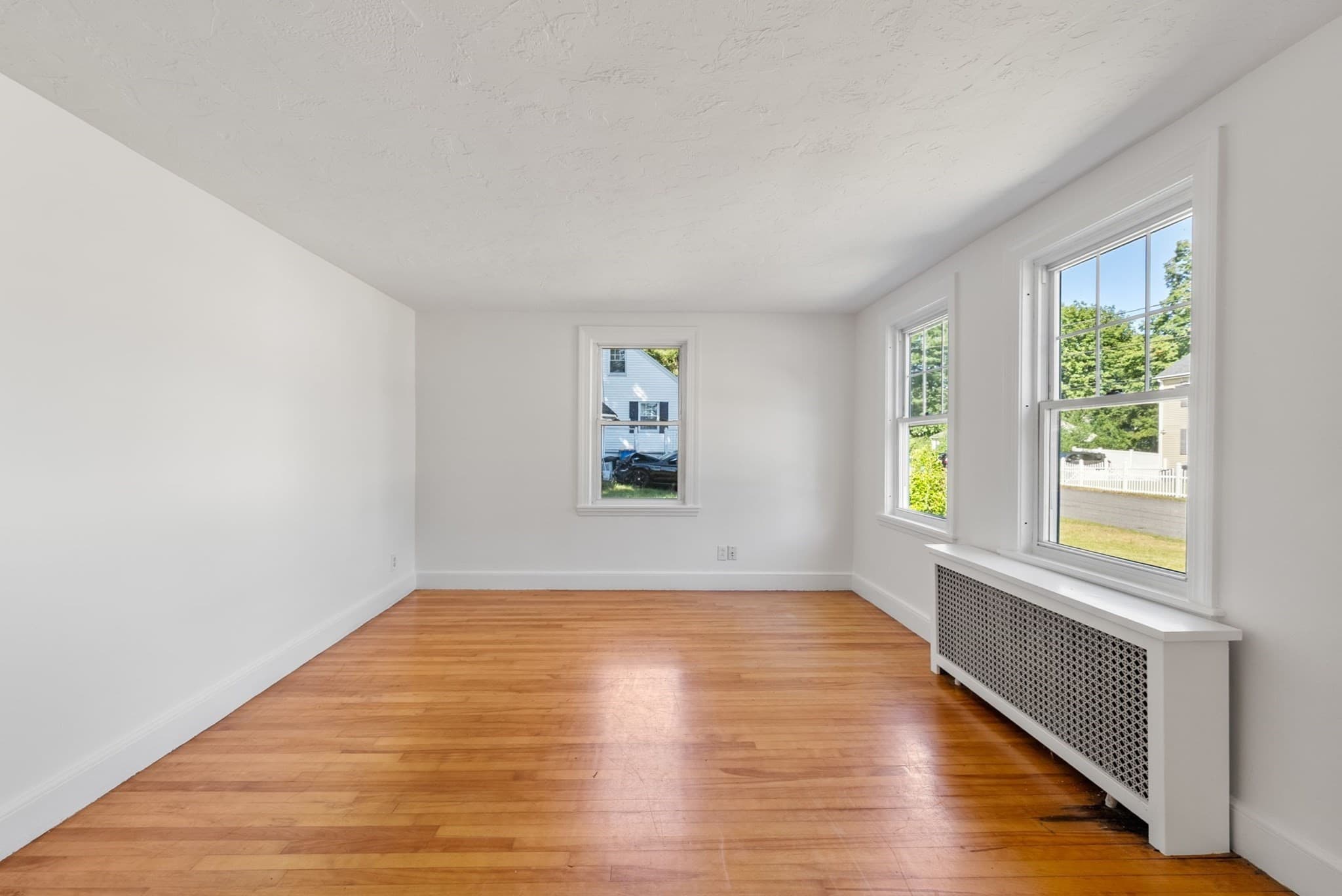 Single Family Residence at 41 Jones Ave, Randolph MA 02368, Randolph, photo 4 of 42