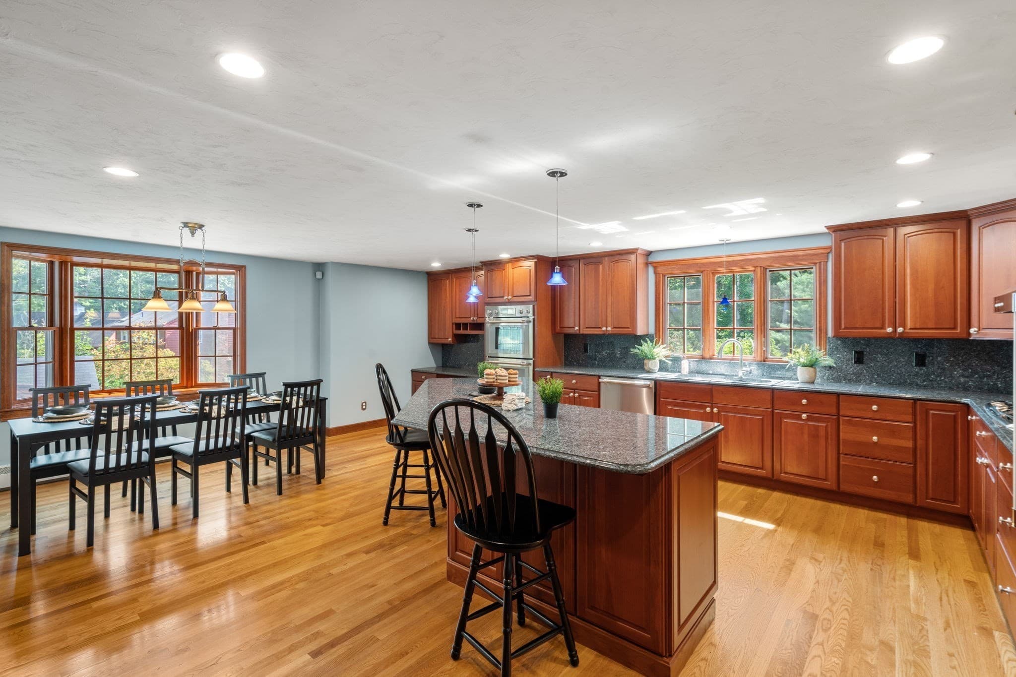 Single Family Residence at 681 High Street, Walpole MA 02081, Walpole, photo 5 of 38