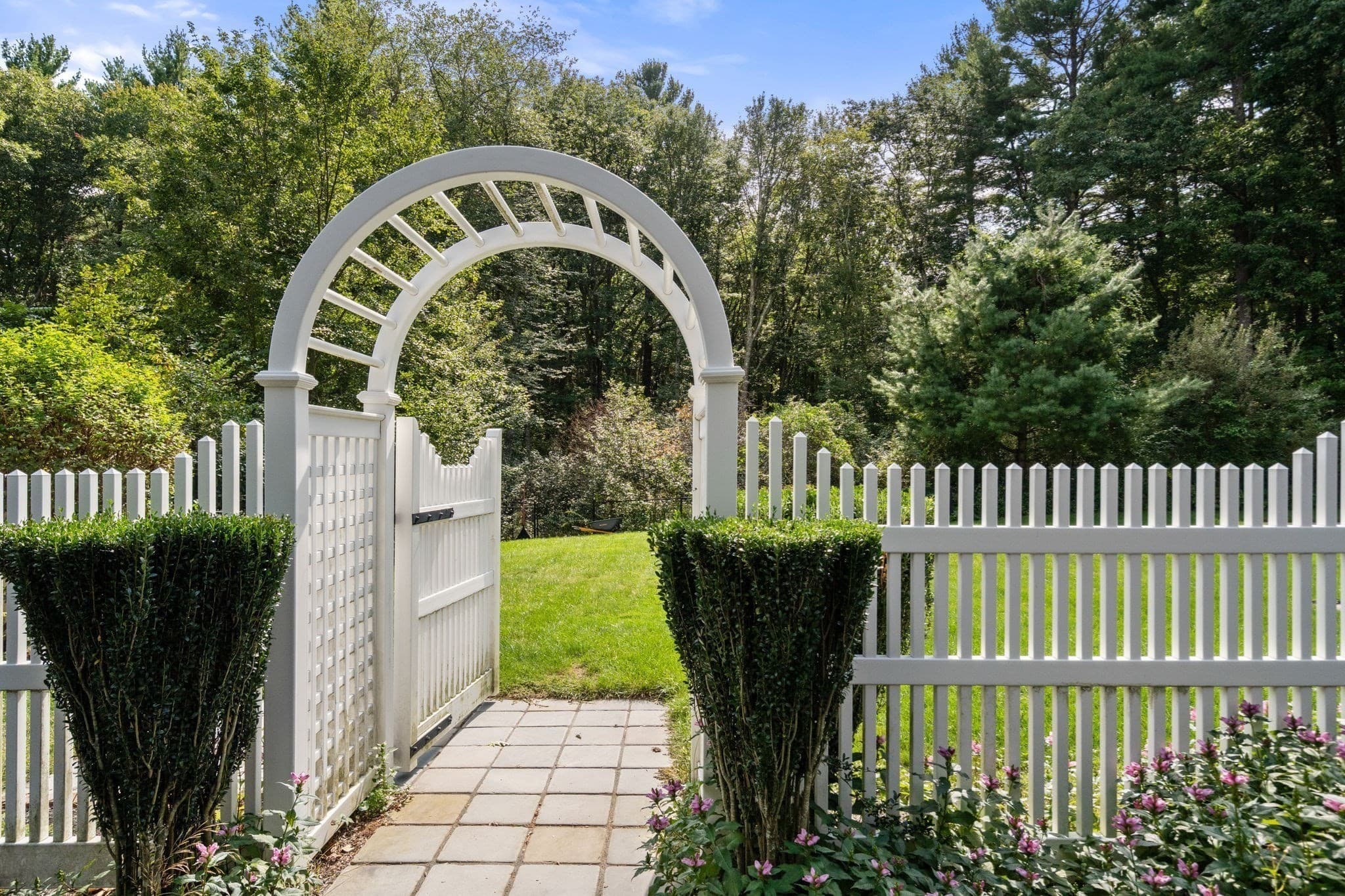 Single Family Residence at 681 High Street, Walpole MA 02081, Walpole, photo 33 of 38