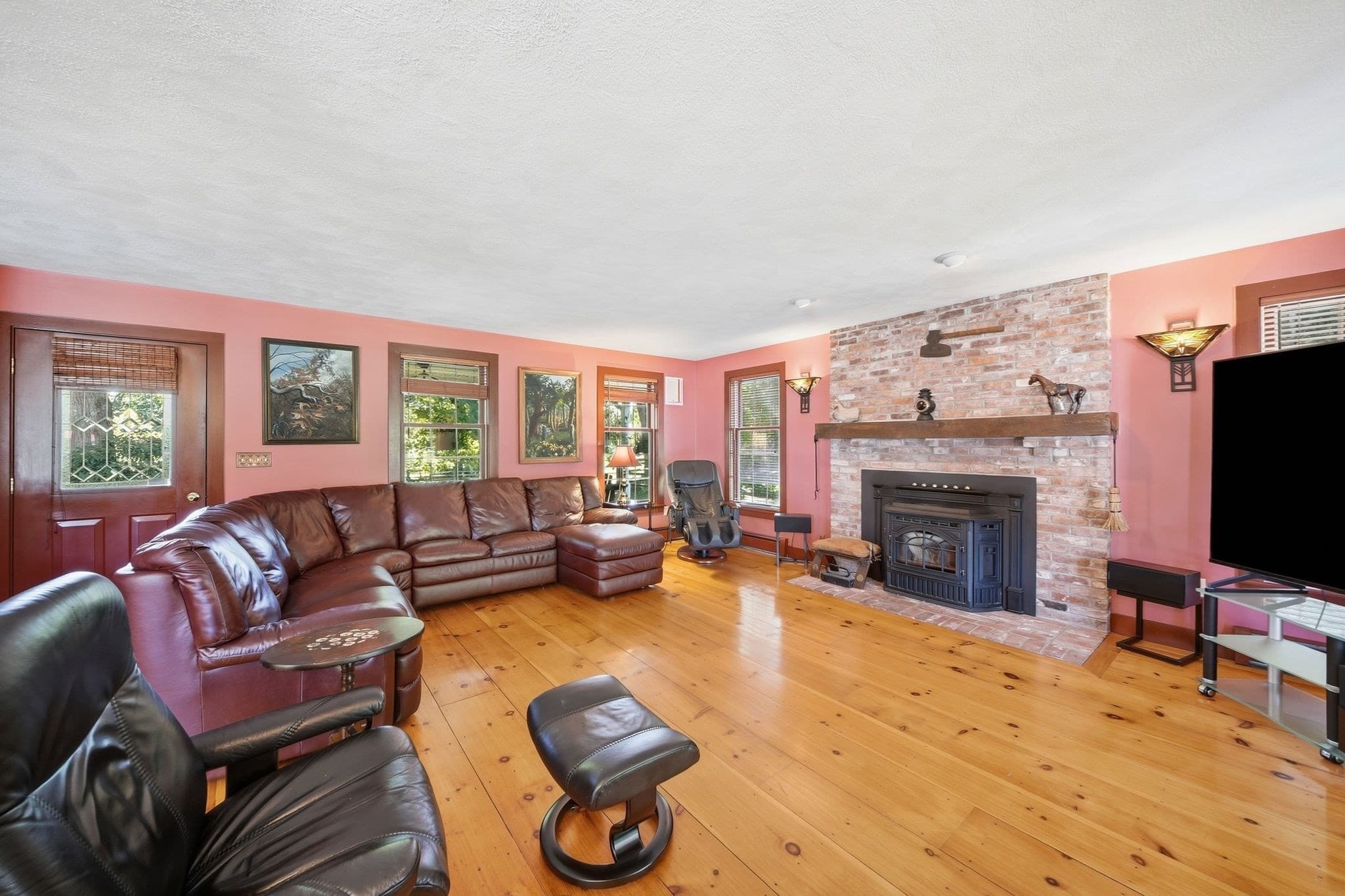 Single Family Residence at 89-A Red Gate Rd, Tyngsborough MA 01879, photo 25 of 42