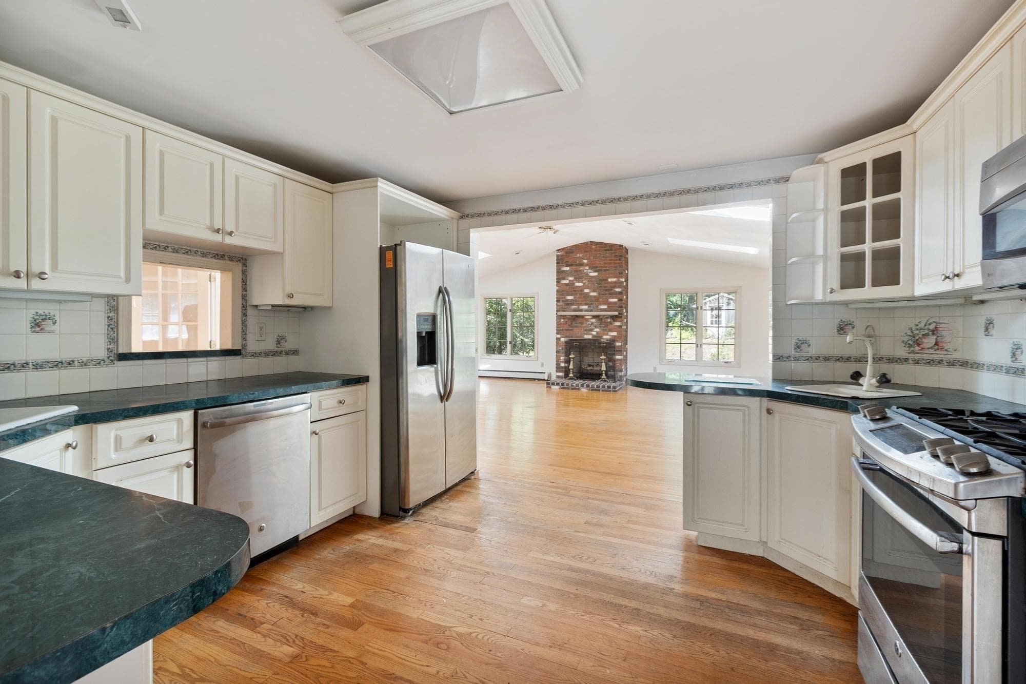 Single Family Residence at 30 Shagbark Rd, Concord MA 01742, Concord, photo 5 of 41