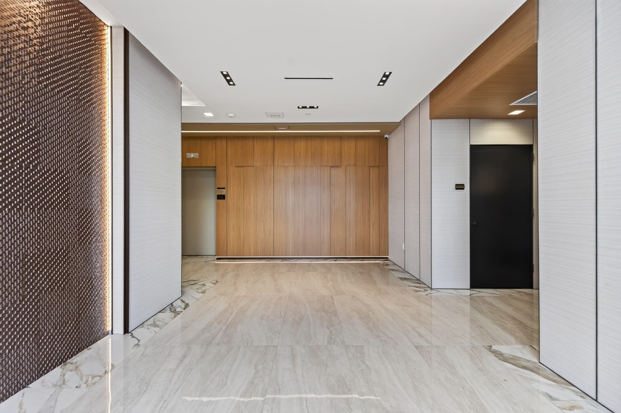 Condominium at 40 William Kelly Sq # 403, Boston MA 02128, Boston, photo 18 of 20