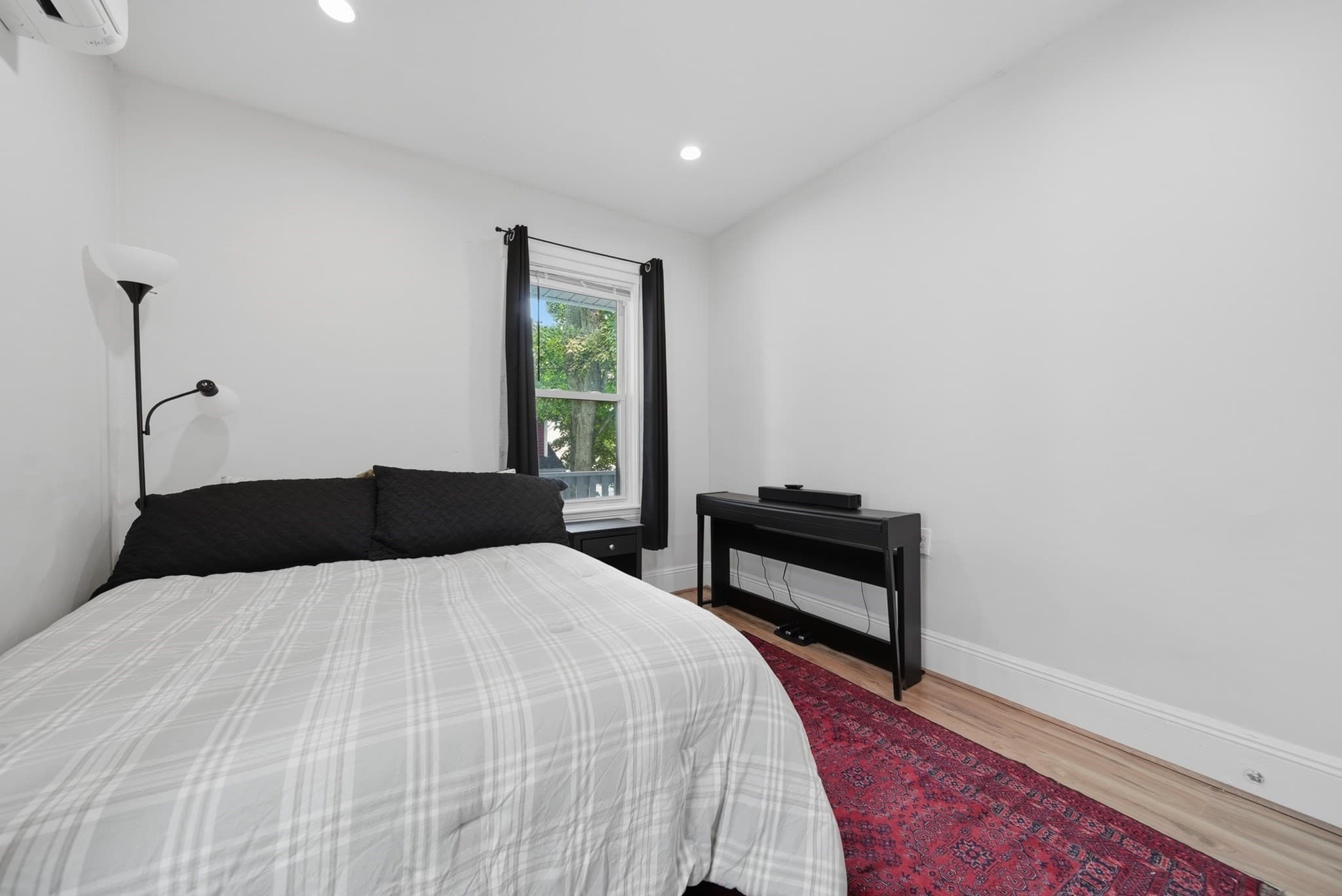 Condominium at 12 May St # B, Salem MA 01970, Salem, photo 21 of 36