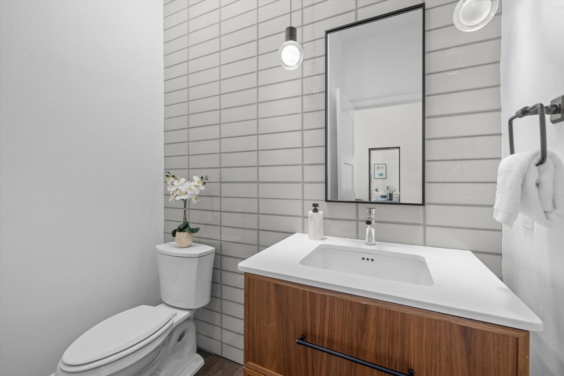 Condominium at 160 Norfolk Street # 1, Cambridge MA 02139, Cambridge, photo 7 of 23