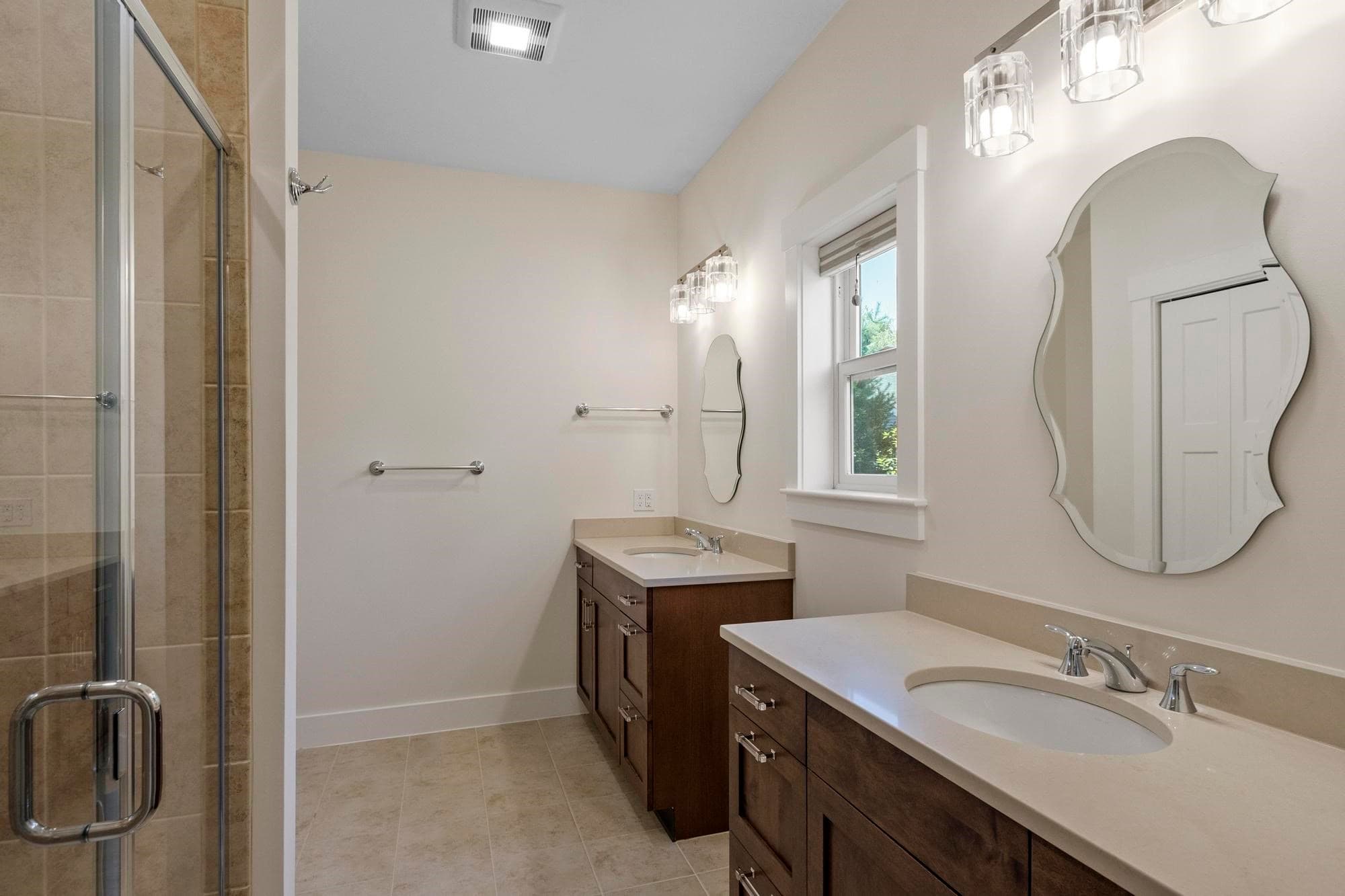 Condominium at 20 Fern Crossing # 20, Ashland MA 01721, Ashland, photo 11 of 42