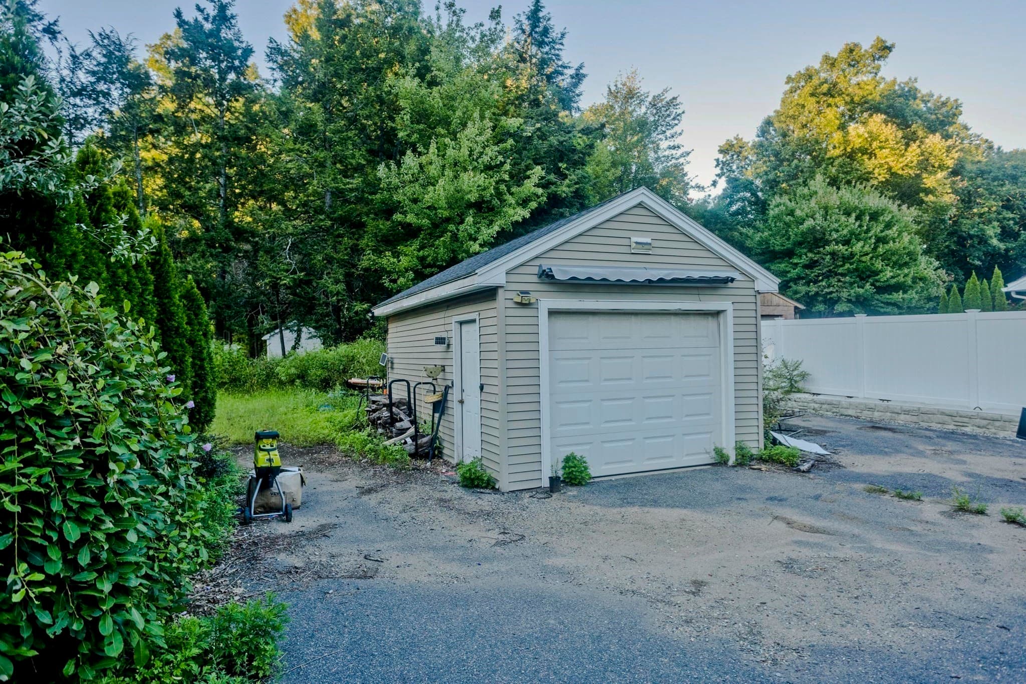 Single Family Residence at 42 Glenn Dr, Wilbraham MA 01095, Wilbraham, photo 22 of 28
