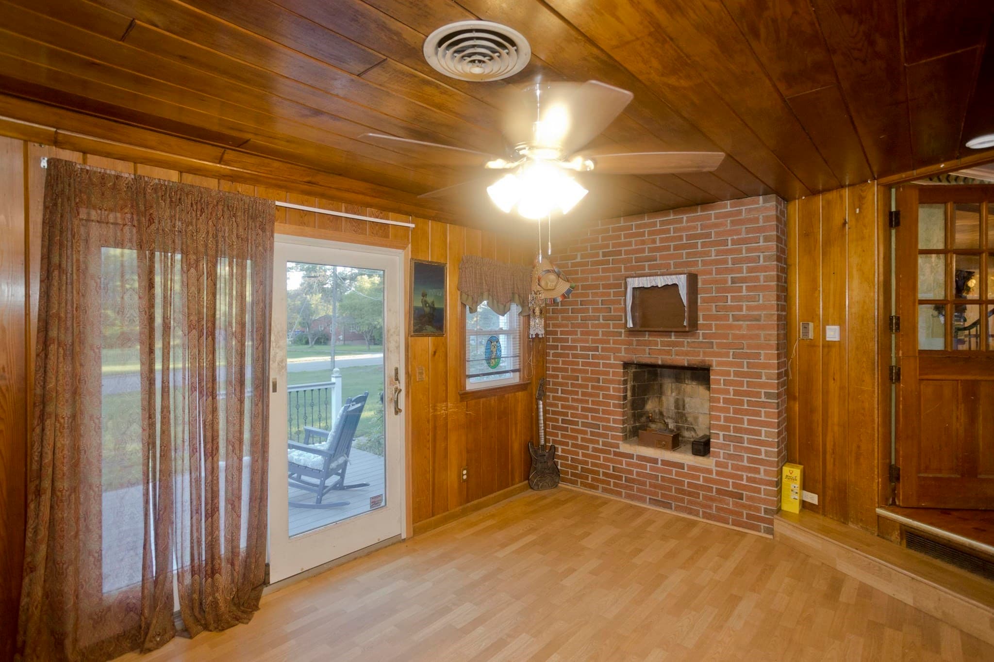 Single Family Residence at 42 Glenn Dr, Wilbraham MA 01095, Wilbraham, photo 3 of 28