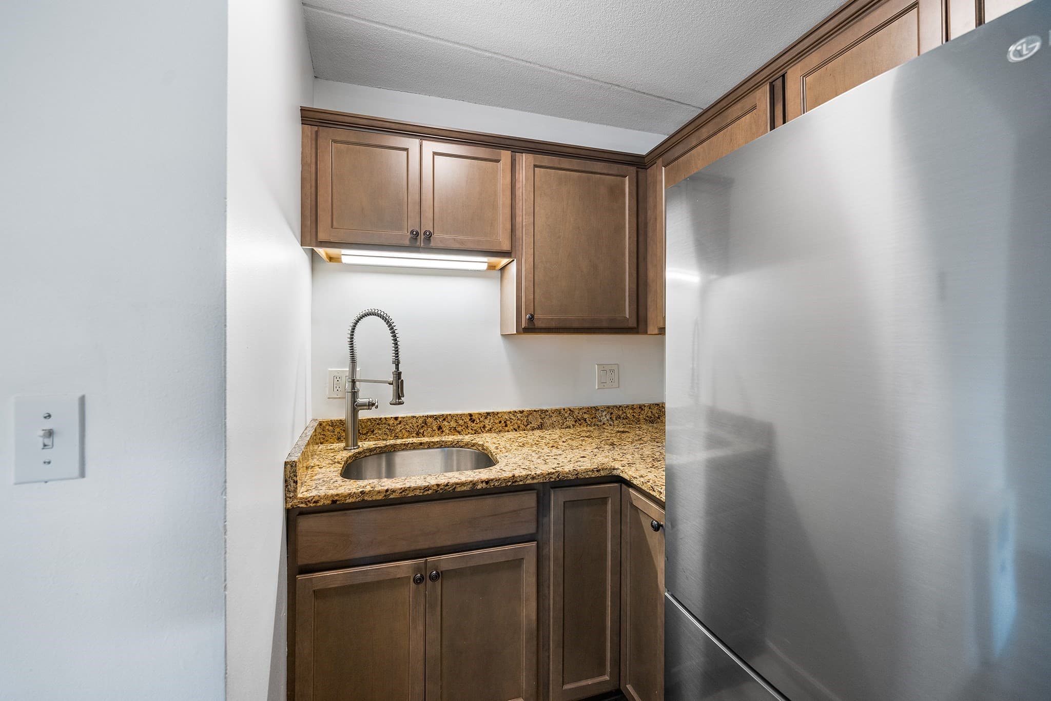 Condominium at 200 Swanton St # 303, Winchester MA 01890, Winchester, photo 10 of 24