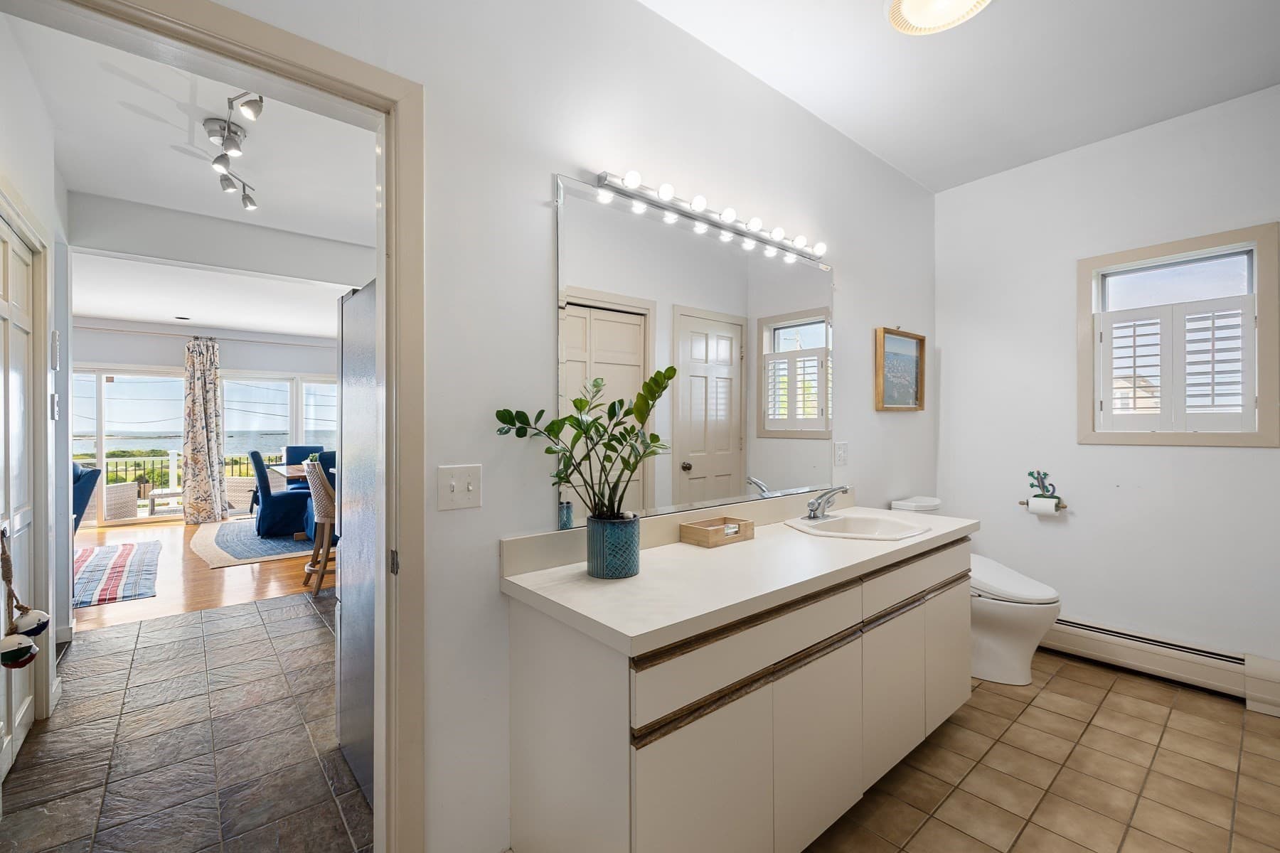 Single Family Residence at 21 Nelson Avenue, Fairhaven MA 02719, Fairhaven, photo 11 of 28