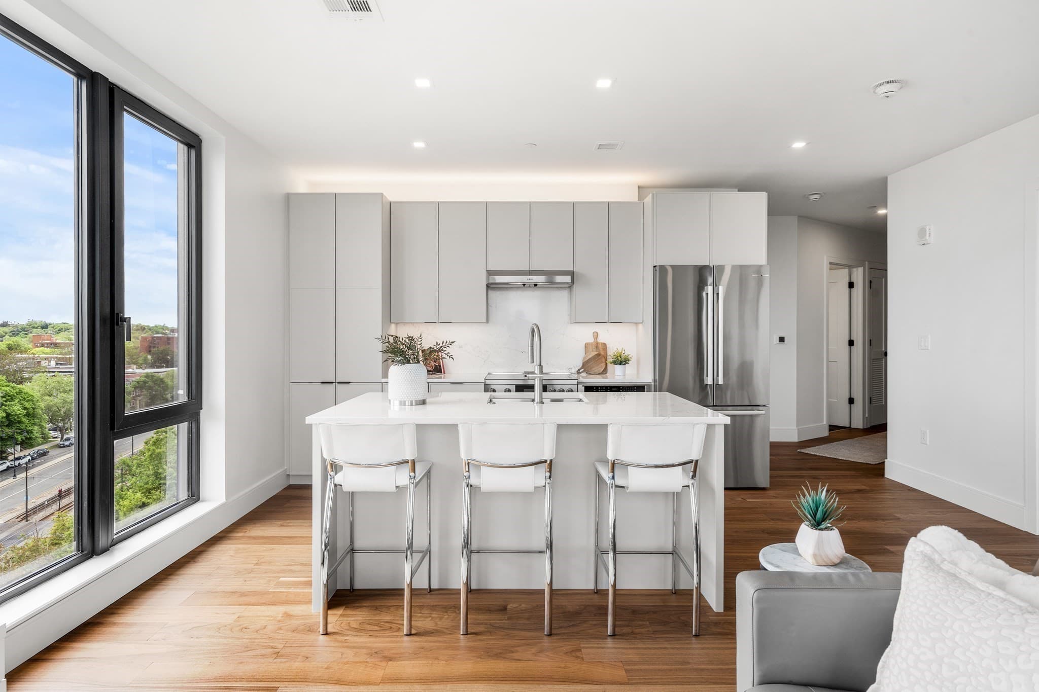 Condominium at 1515 Commonwealth Ave # 311, Boston MA 02135, photo 8 of 42
