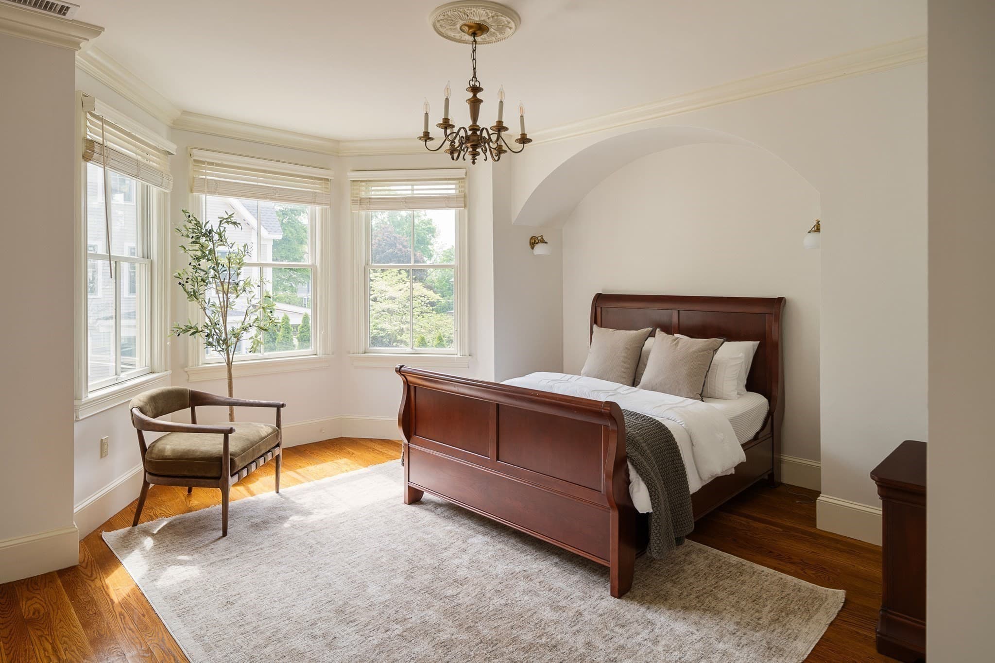 Single Family Residence at 14 Winthrop St, Newton MA 02465, Newton, photo 17 of 33